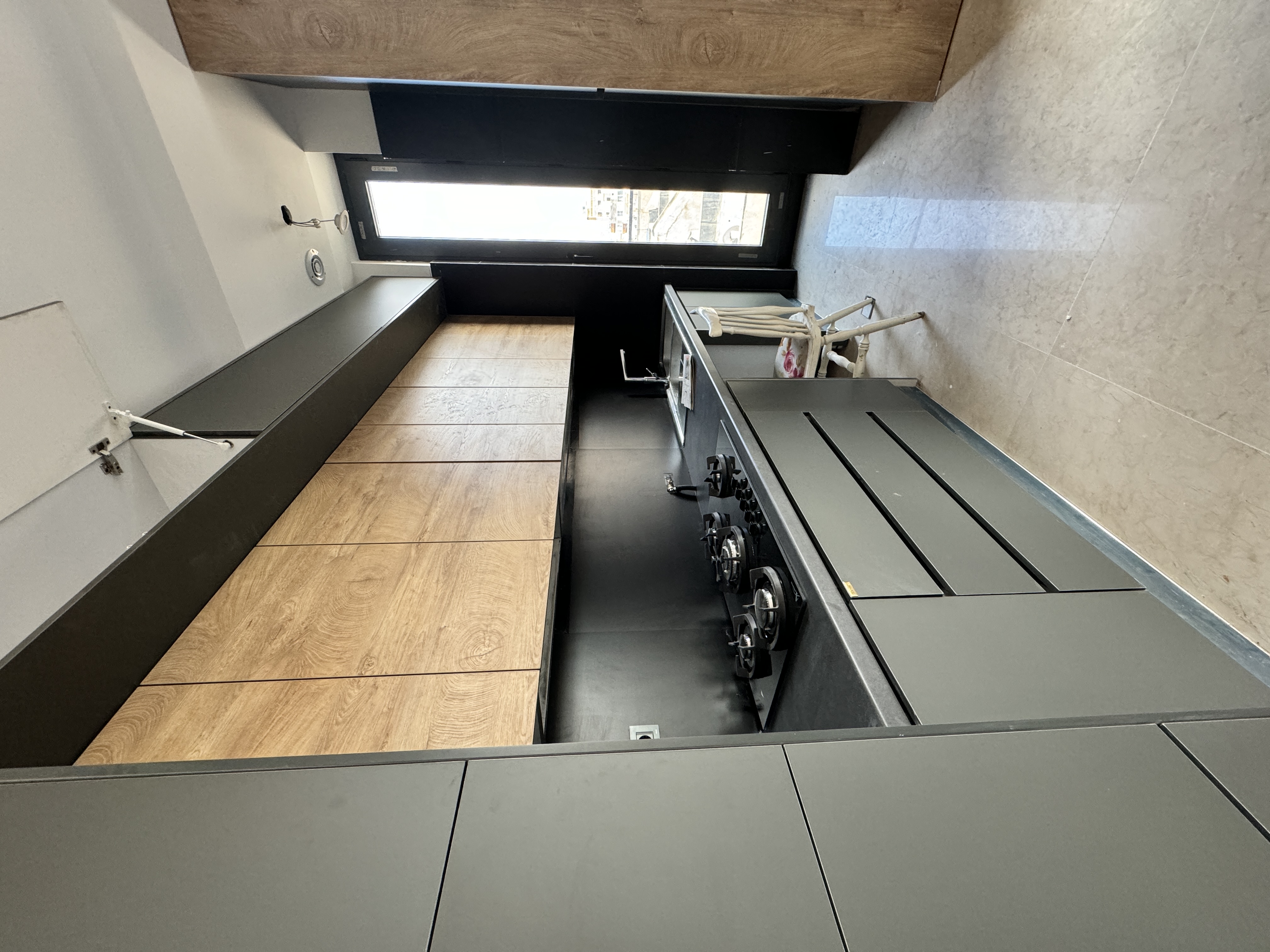 فروش آپارتمان 107 متر قلندری با ویو و تراس قابل چیدمان