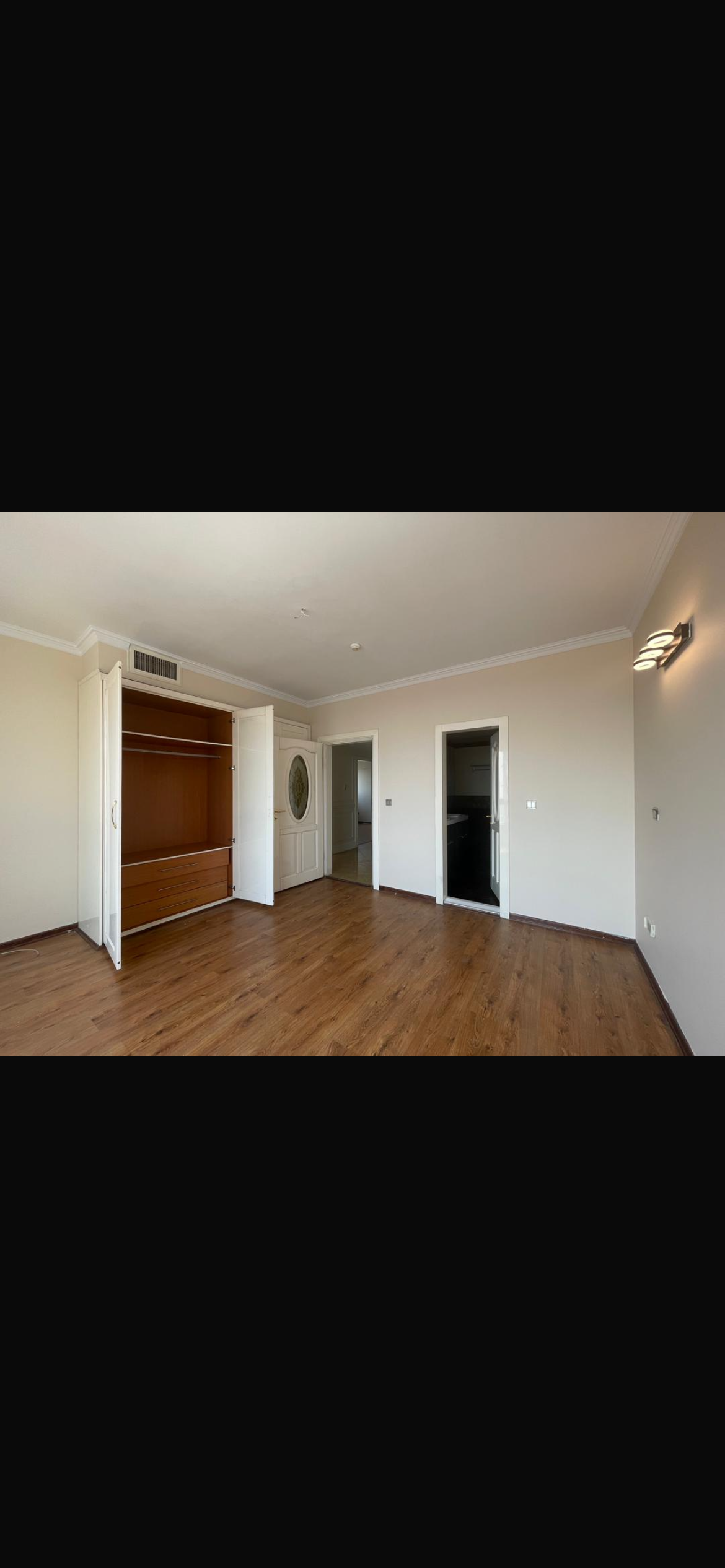 اجاره آپارتمان  230 متر فرمانیه  3 خواب