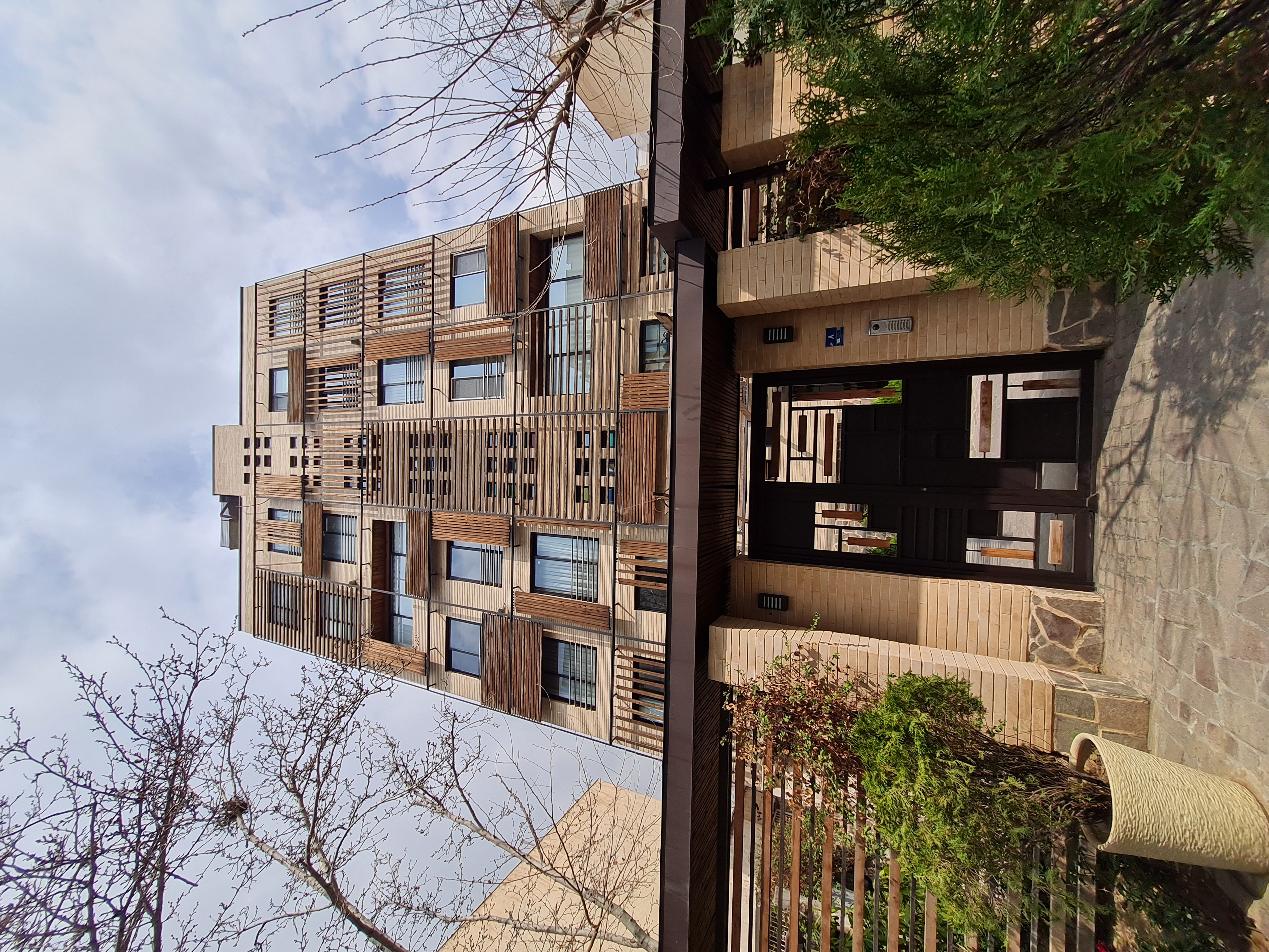 فروش آپارتمان 125 متر تاپ لوکیشن اقدسیه