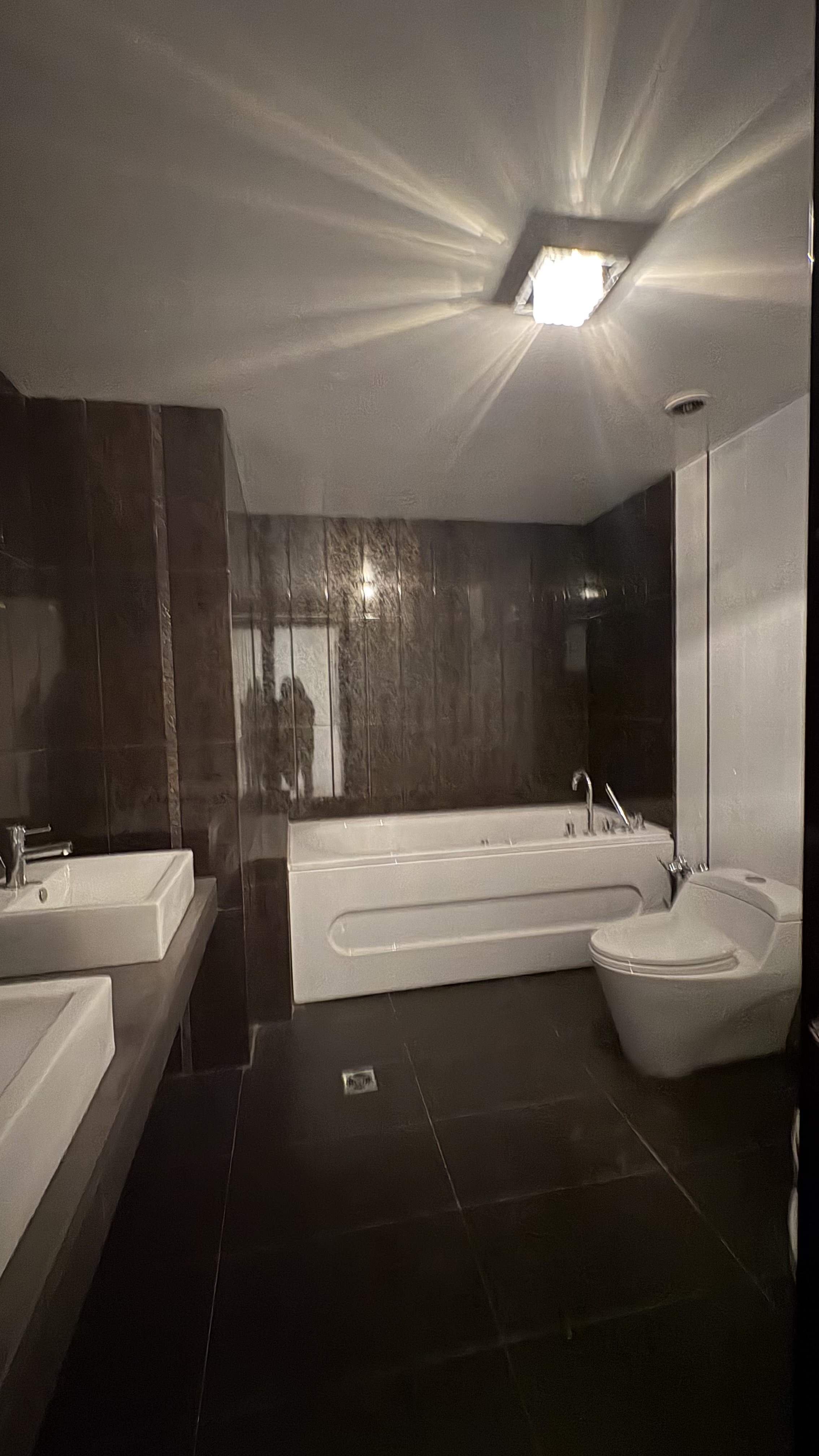 فروش آپارتمان 300 متر سنبل تراس قابل چیدمان