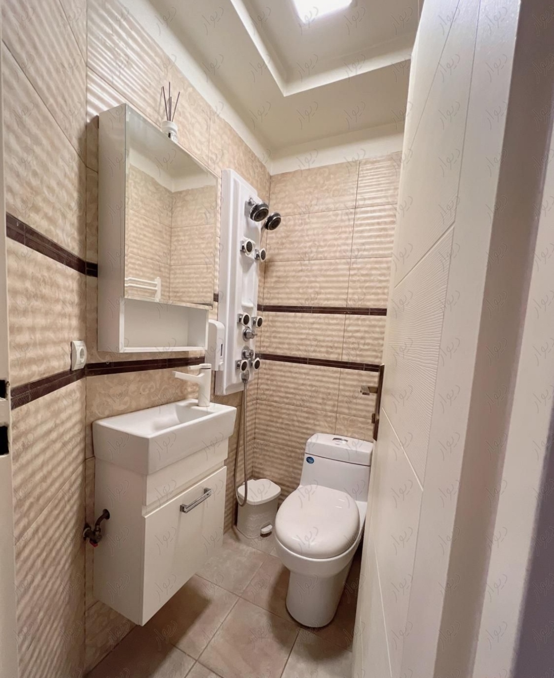 فروش آپارتمان 85 متر کیکاووس تاپ لوکیشن کم سن مدرن