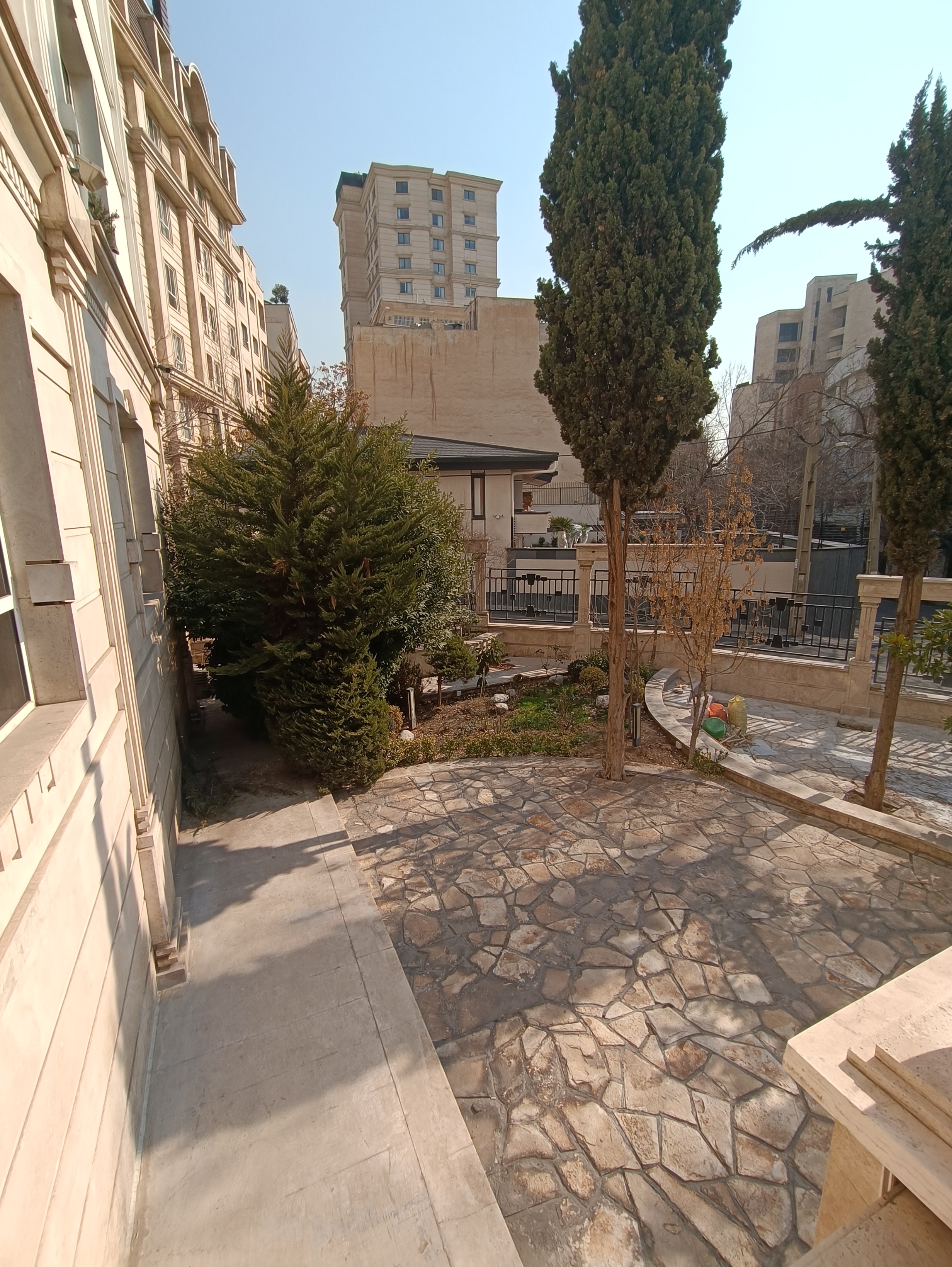 280متر مربع،4خواب 1خواب مستر