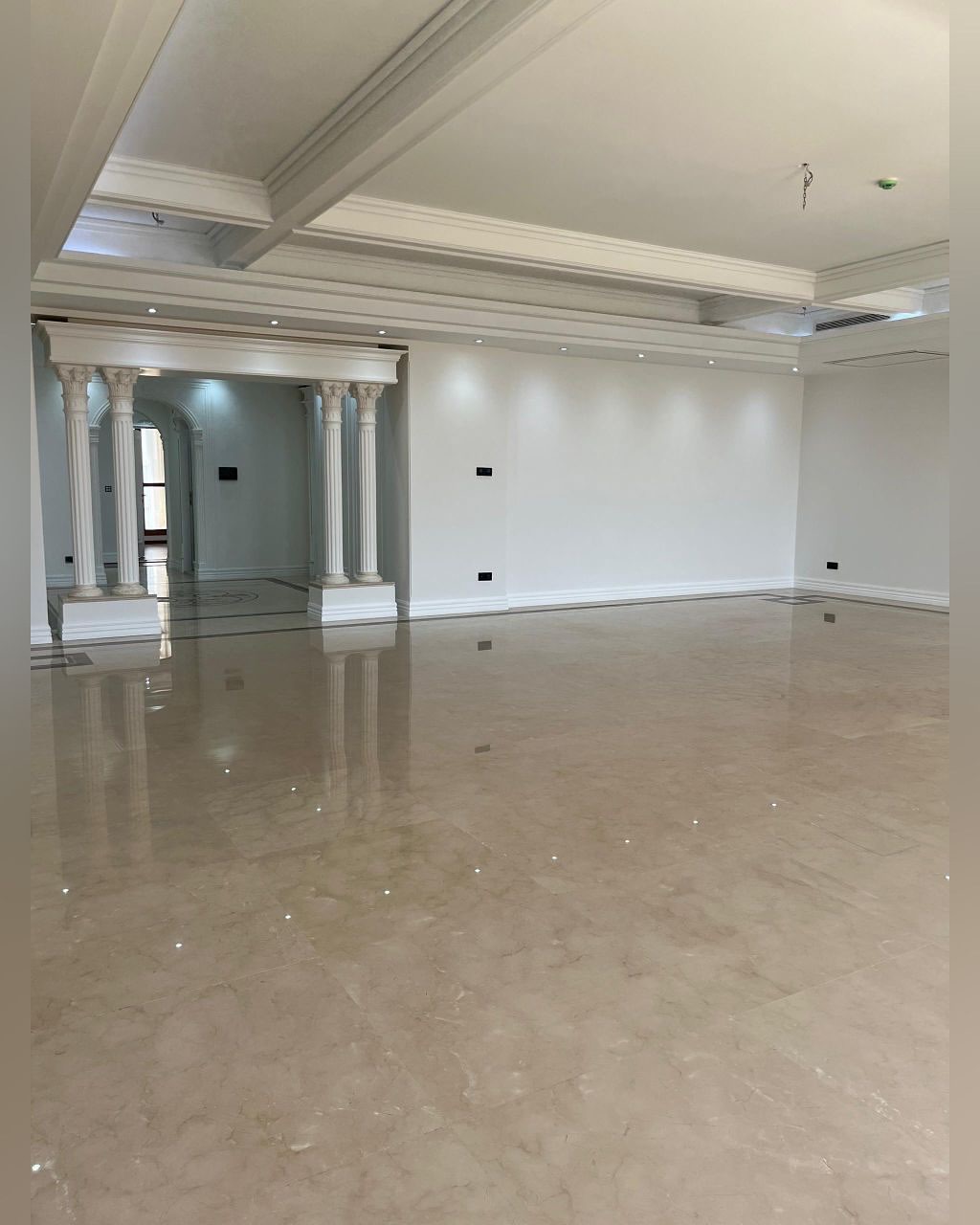 فروش آپارتمان 350متر فرمانیه چهارمستر