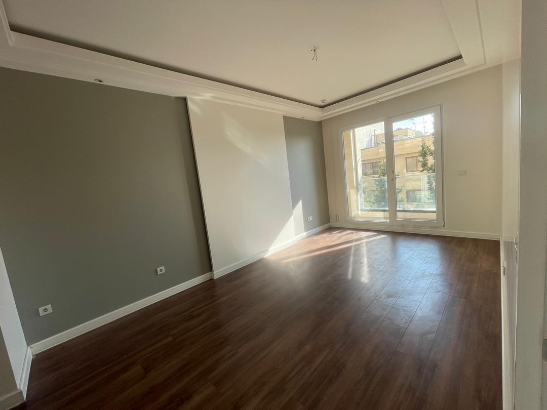 اجاره آپارتمان 210متر فرمانیه فول مشاعات تراس بزرگ