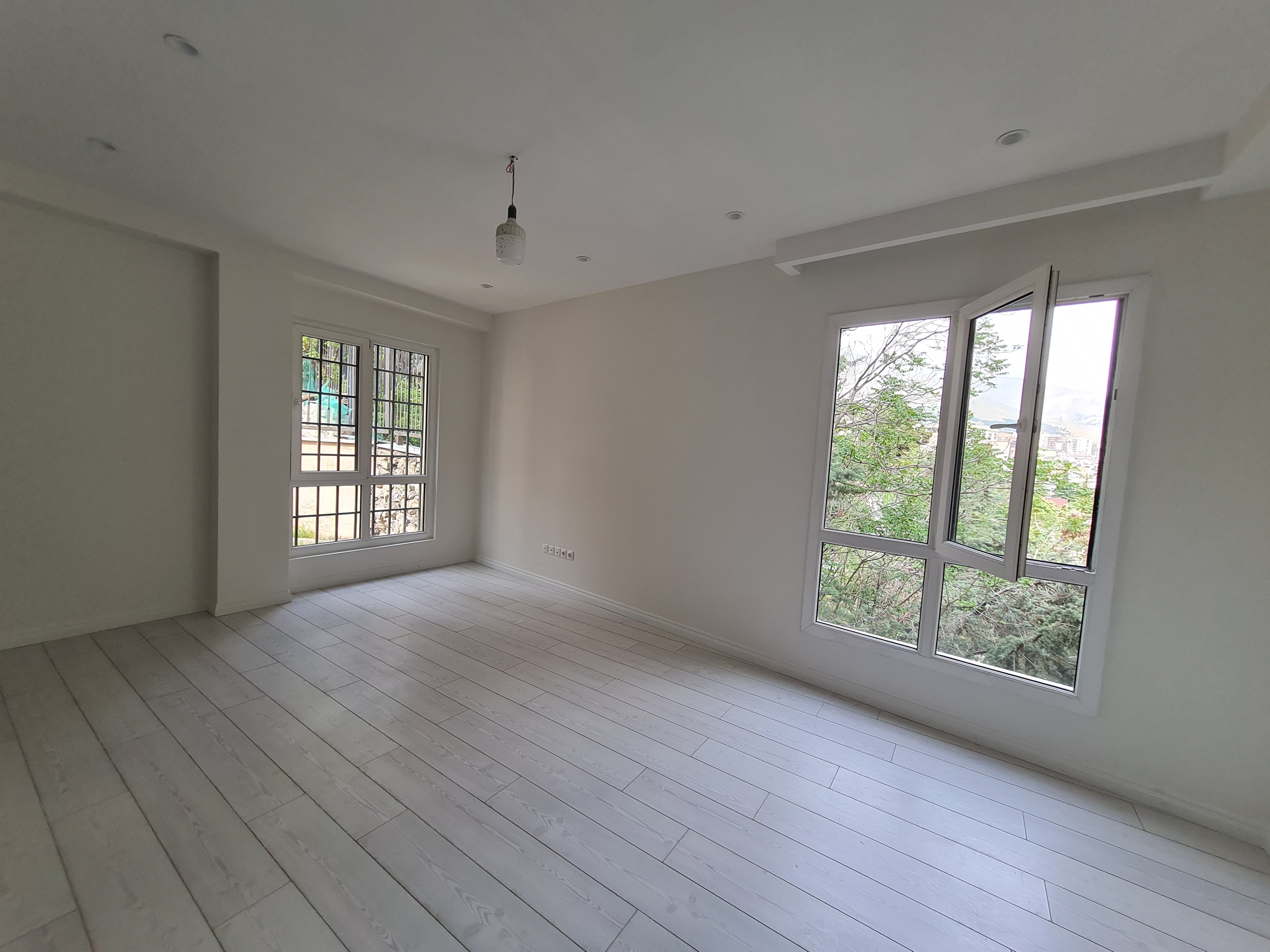 فروش آپارتمان 200 متر شمال کاخ تاپ لوکیشن
