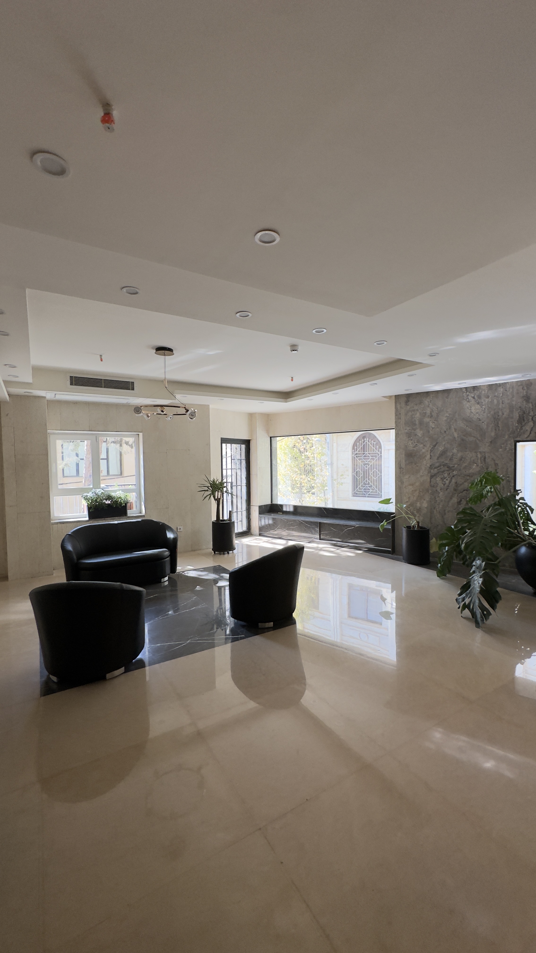 اجاره آپارتمان 140متر‌ نیاوران شمال کاخ