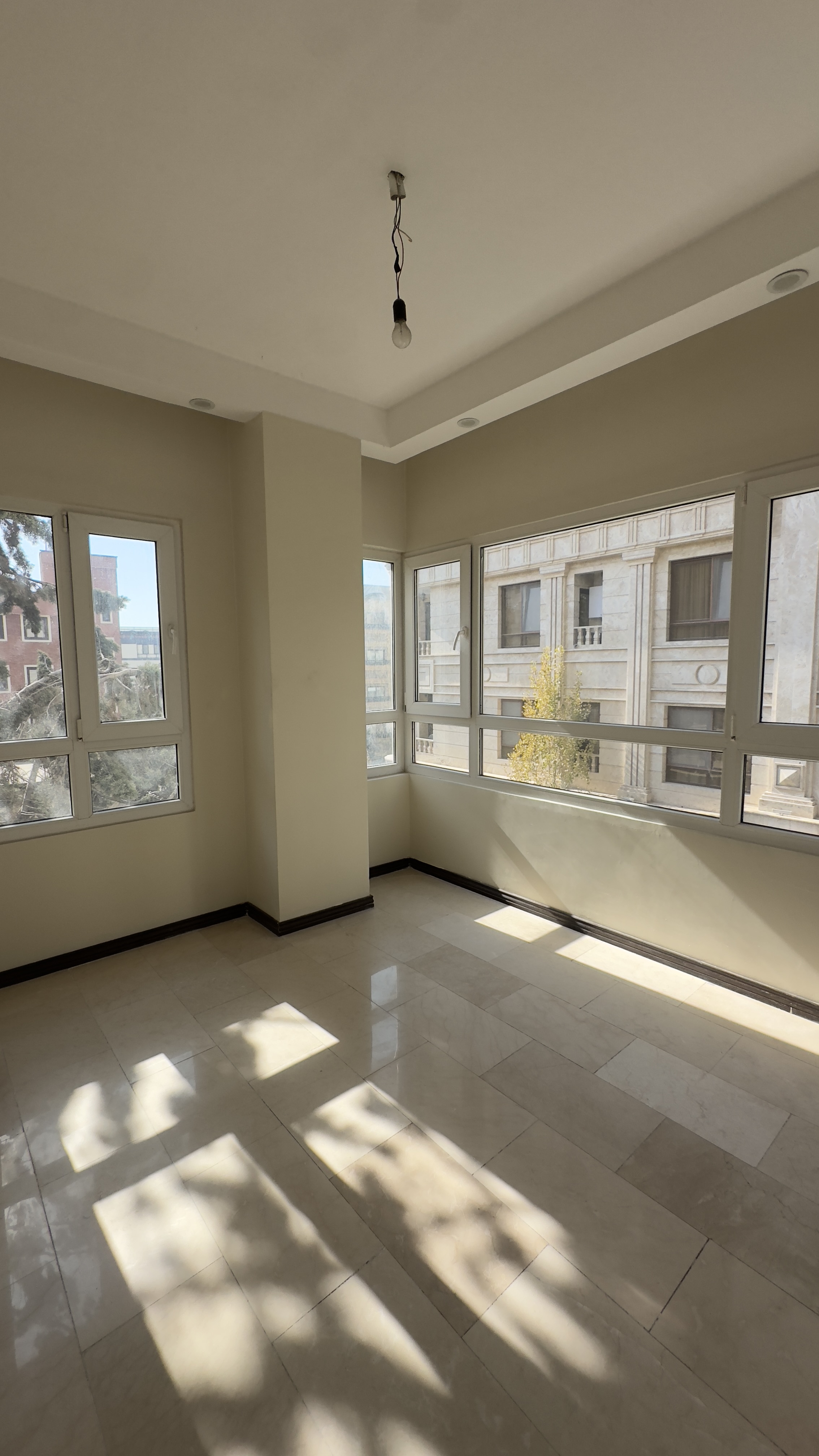 اجاره آپارتمان 150متر‌  کامرانیه