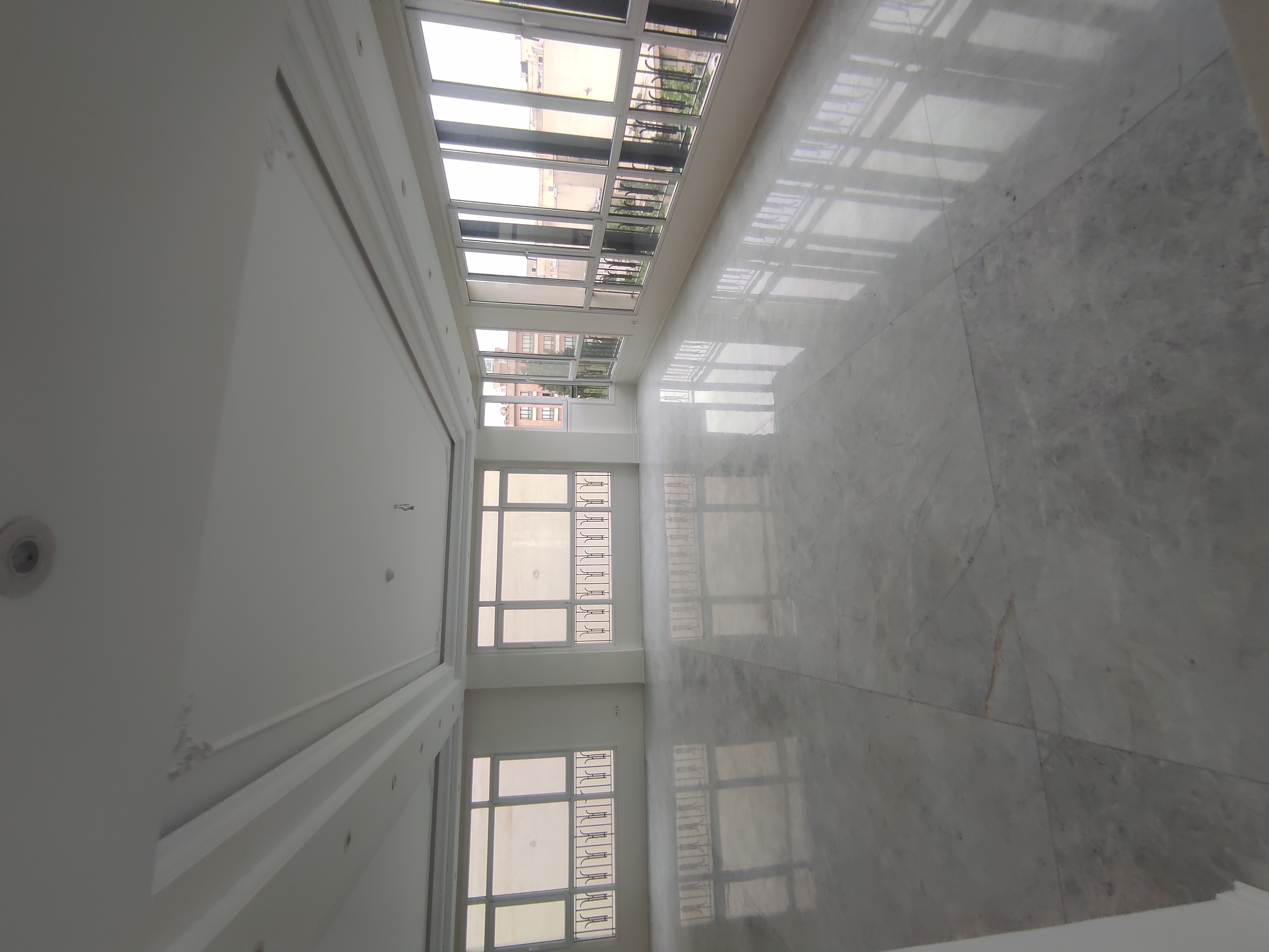 فروش آپارتمان 143 متر نارمک کلید نخورده تاپ لوکیشن