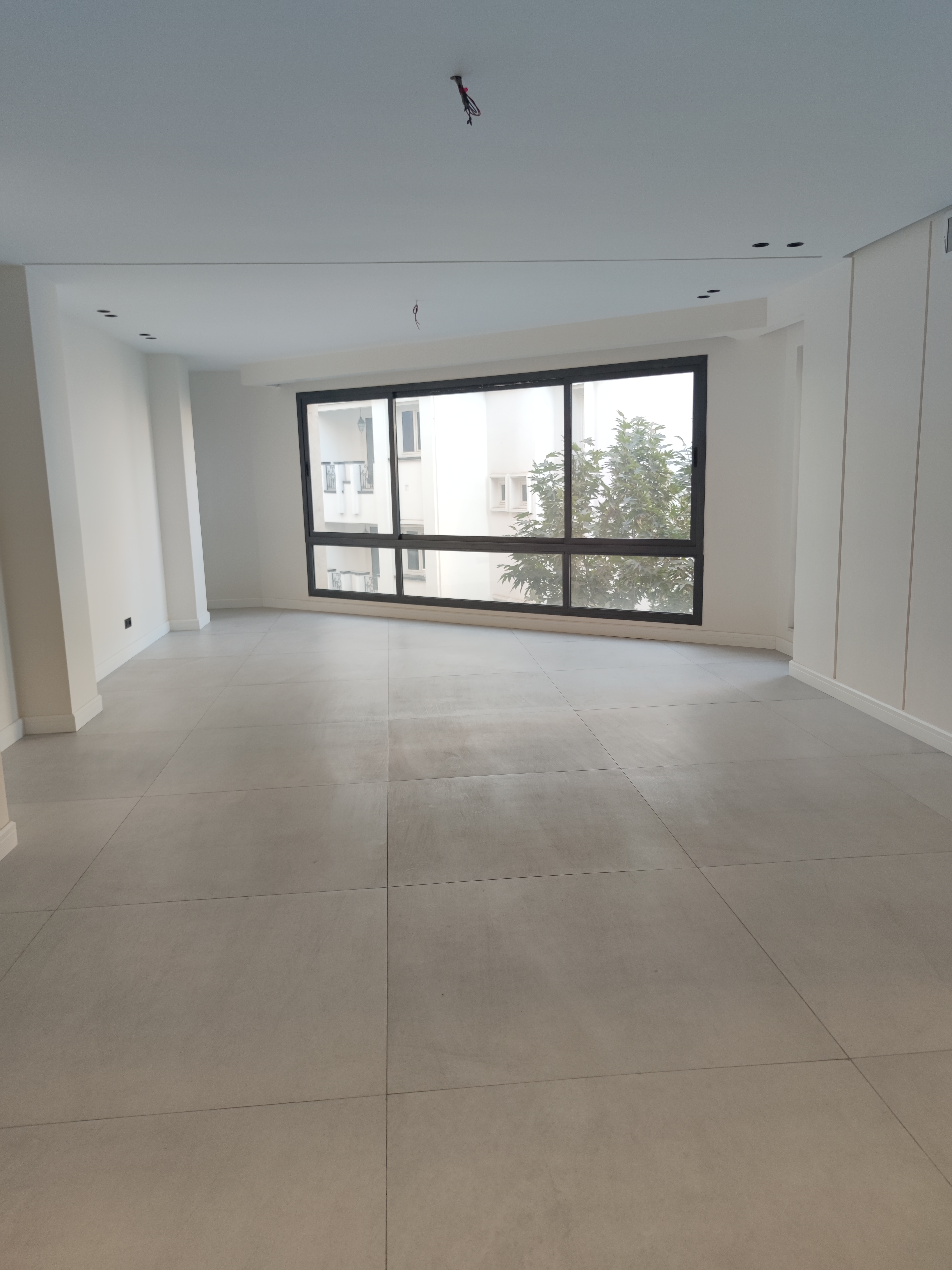 فروش آپارتمان 180متر 3خواب فرمانیه شرقی
