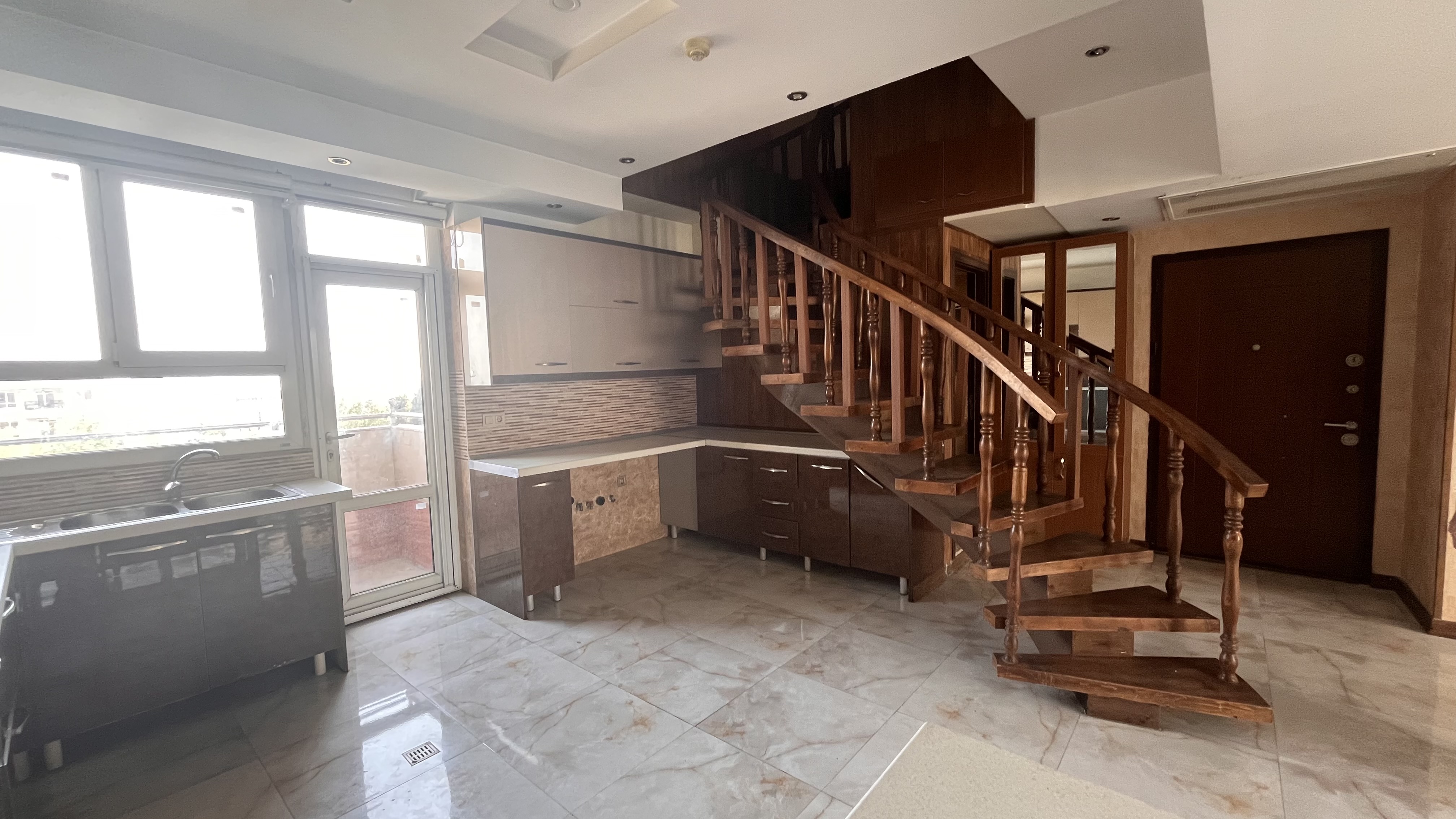 اجاره آپارتمان 150متر هروی فول امکانات