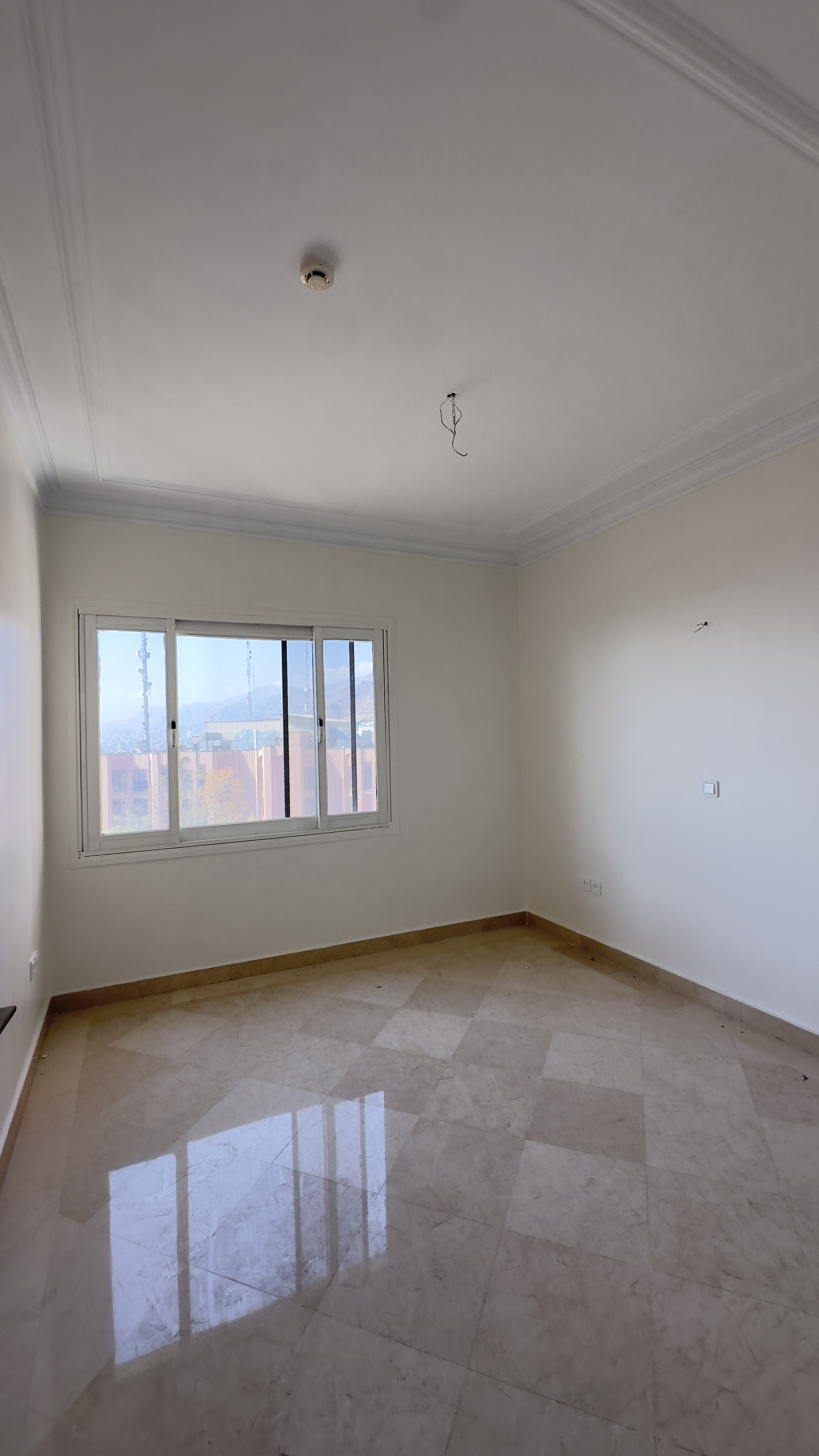 اجاره آپارتمان 200متر آجودانیه