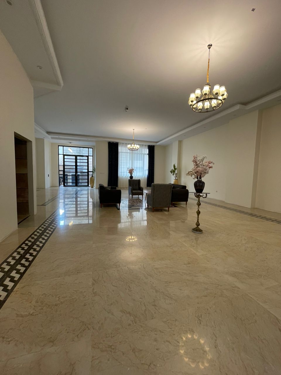 فروش آپارتمان 130 متر نیاوران