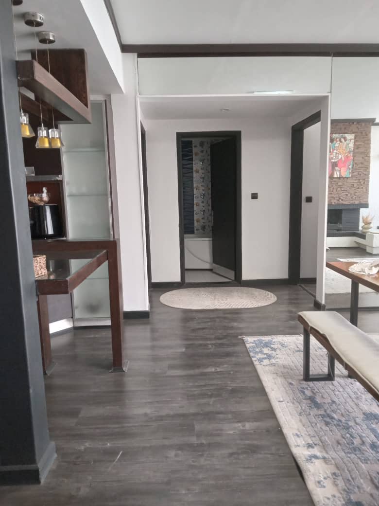 اجاره اپارتمان 230متر نیاوران سه خواب فول مشاعات