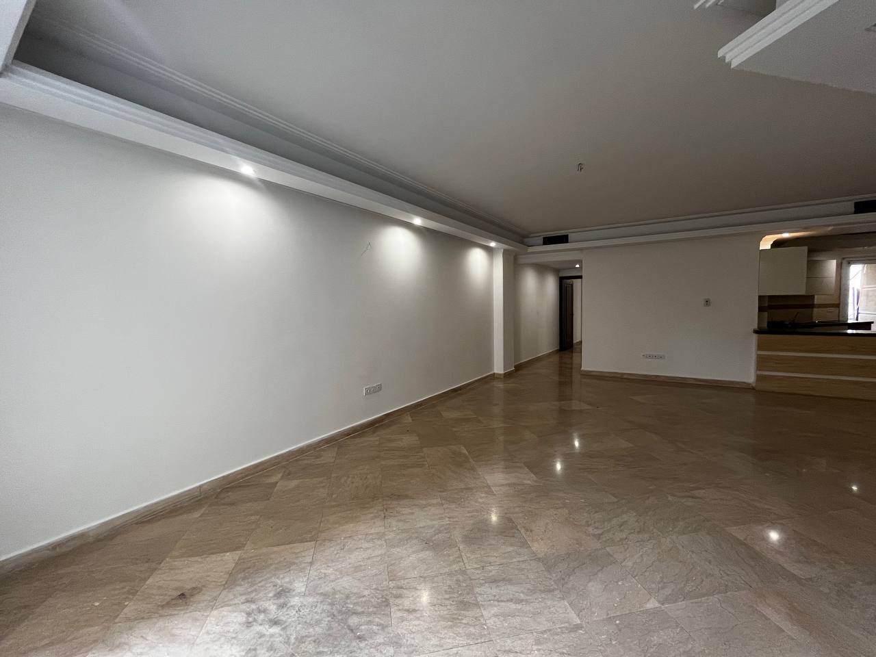 فروش آپارتمان 105 متر کامرانیه 2 خواب