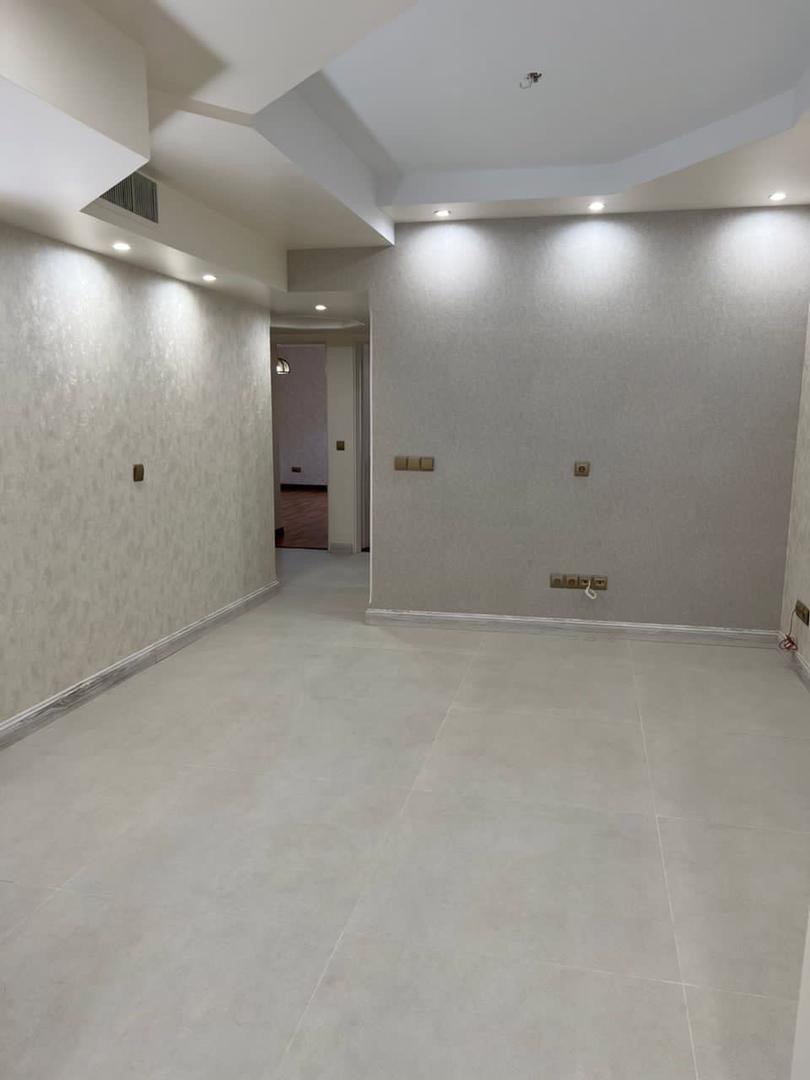 اجاره آپارتمان 200 متر فرمانیه تاپ لوکیشن
