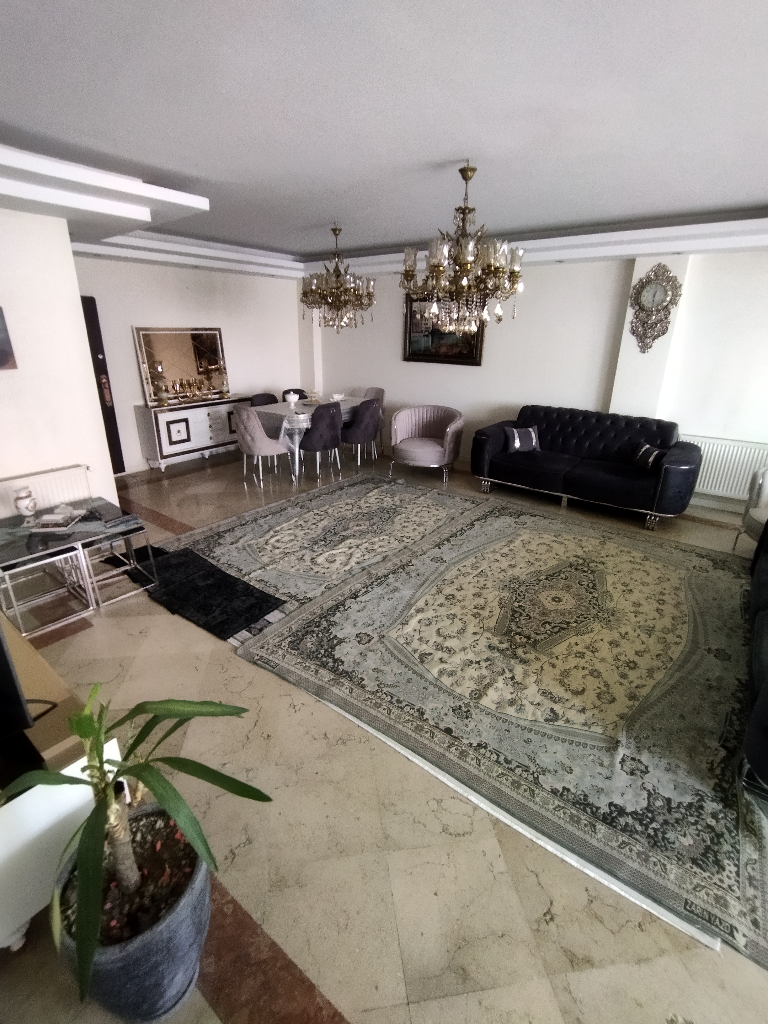 اجاره آپارتمان 121 متر هفت حوض فول امکانات