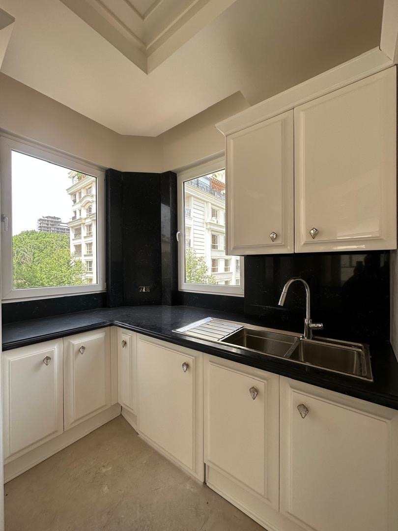 فروش آپارتمان 190 متر فرمانیه