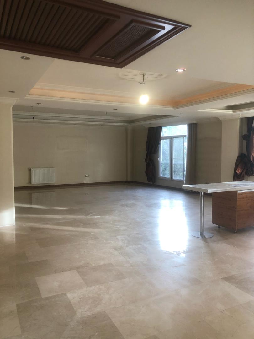 اپارتمان180متری سه خواب تاپ لوکیشن