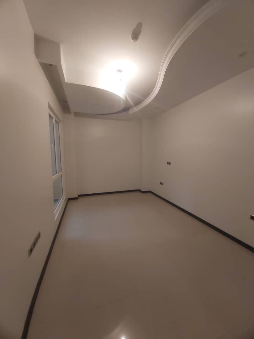 فروش آپارتمان 150 متر آپارتمان غرق در نور مستقیم