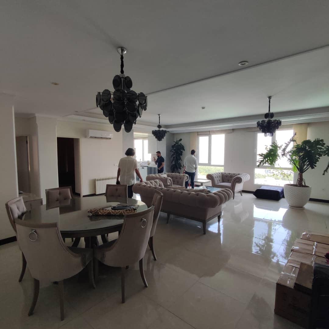 نیاوران 180 متر 3 خواب