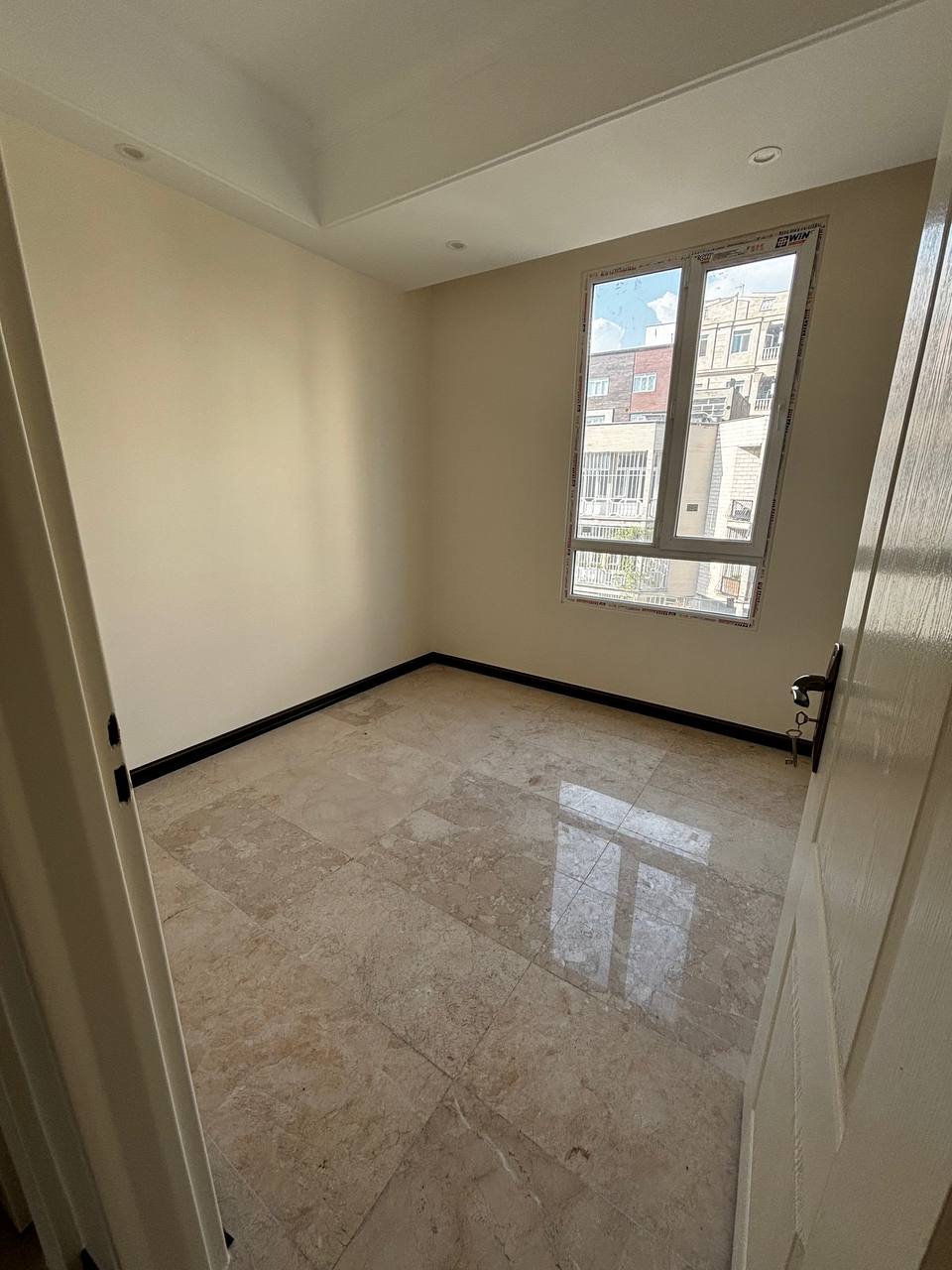 فروش آپارتمان 125 متر سه خواب شهرک گلها