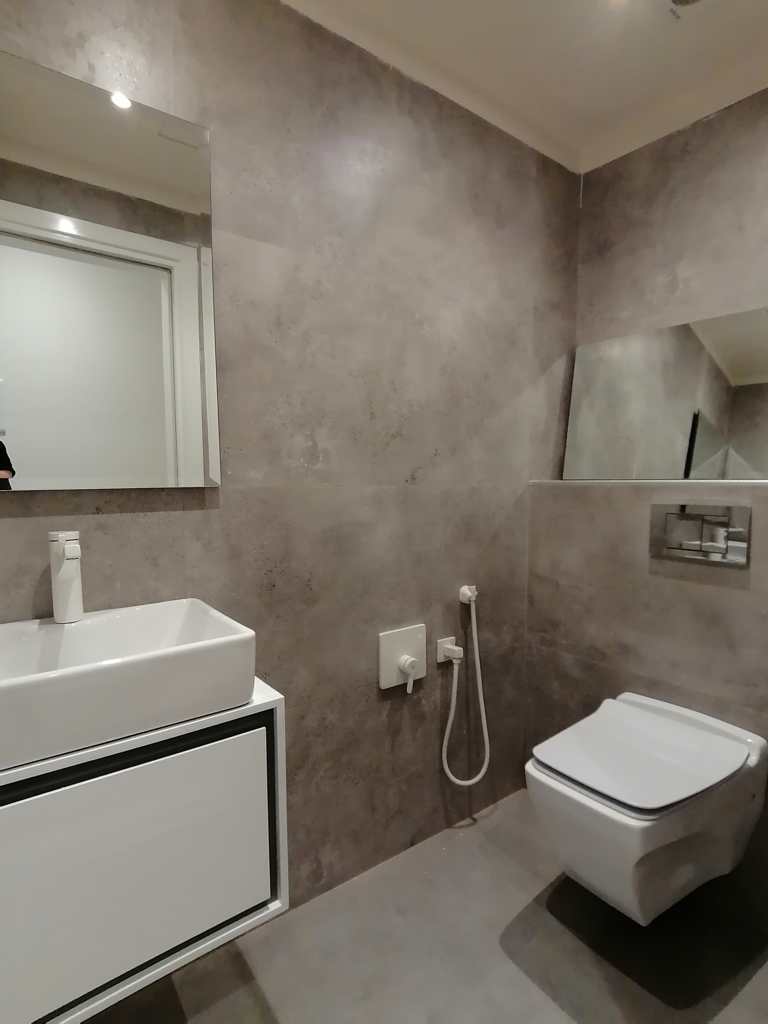 فروش آپارتمان 125متر فرمانیه 2خواب مستر عمار تماما نور مستقیم