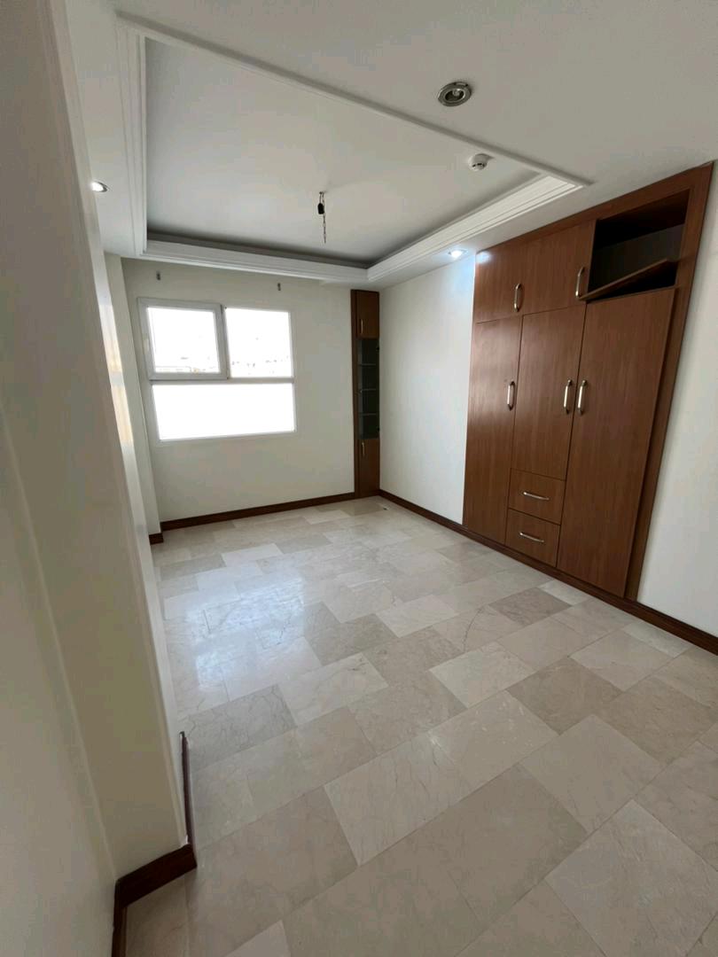 اجاره آپارتمان ۱۲۰ متر دولت فول مشاعات آبی