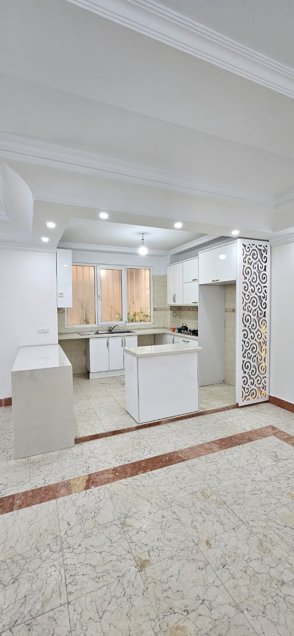 فروش آپارتمان 105 متر شهرک لاله 2 خواب بازسازی شده
