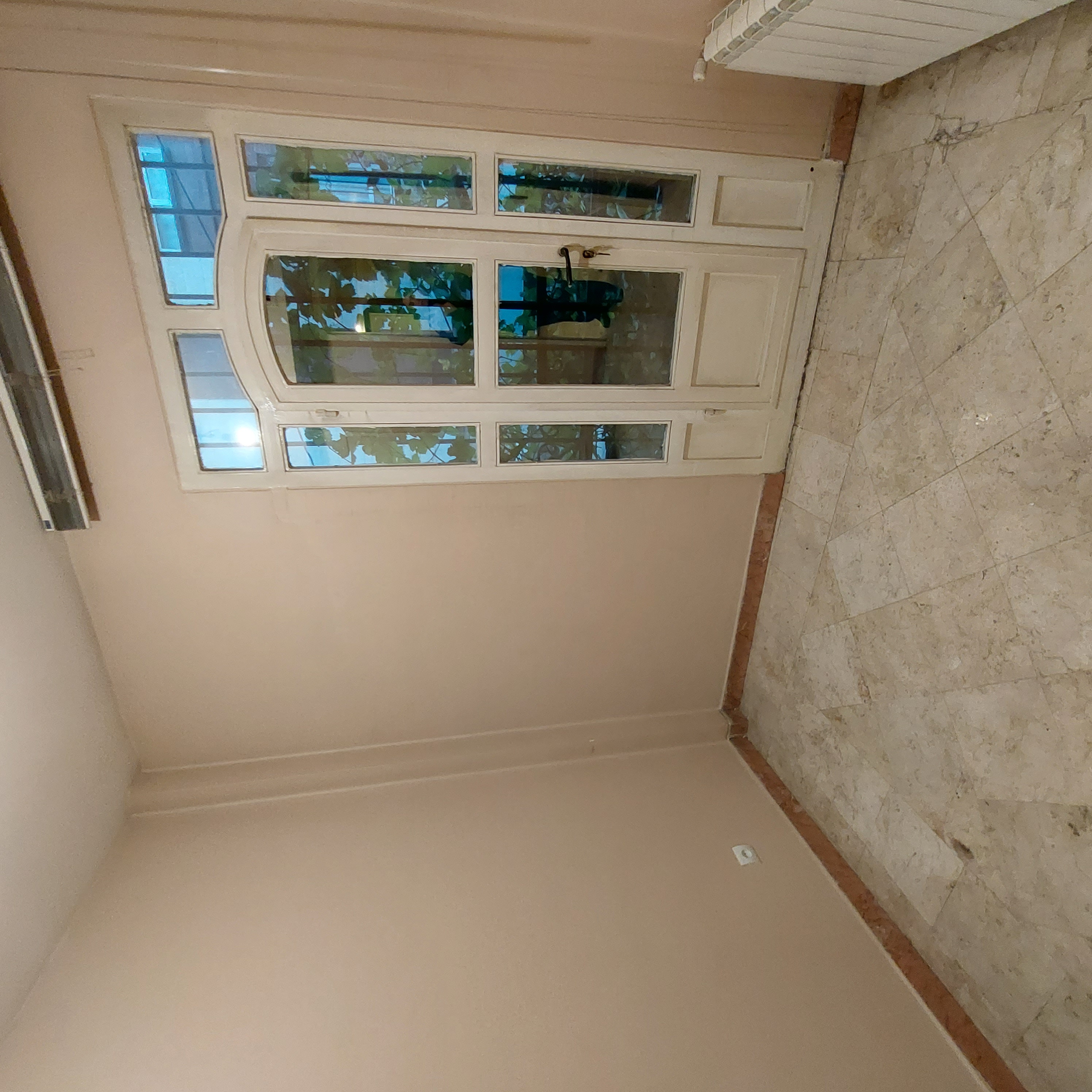 فروش آپارتمان 53متر قلهک غرق نور 2پارکینگ