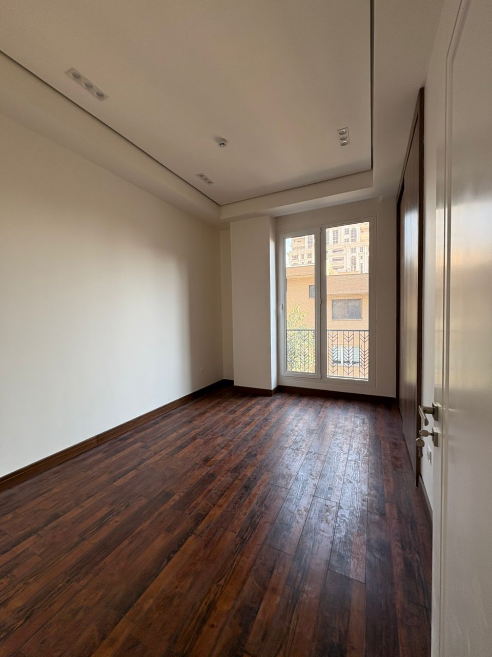اجاره آپارتمان 120متر نیاوران فول امکانات تاپ لوکیشن