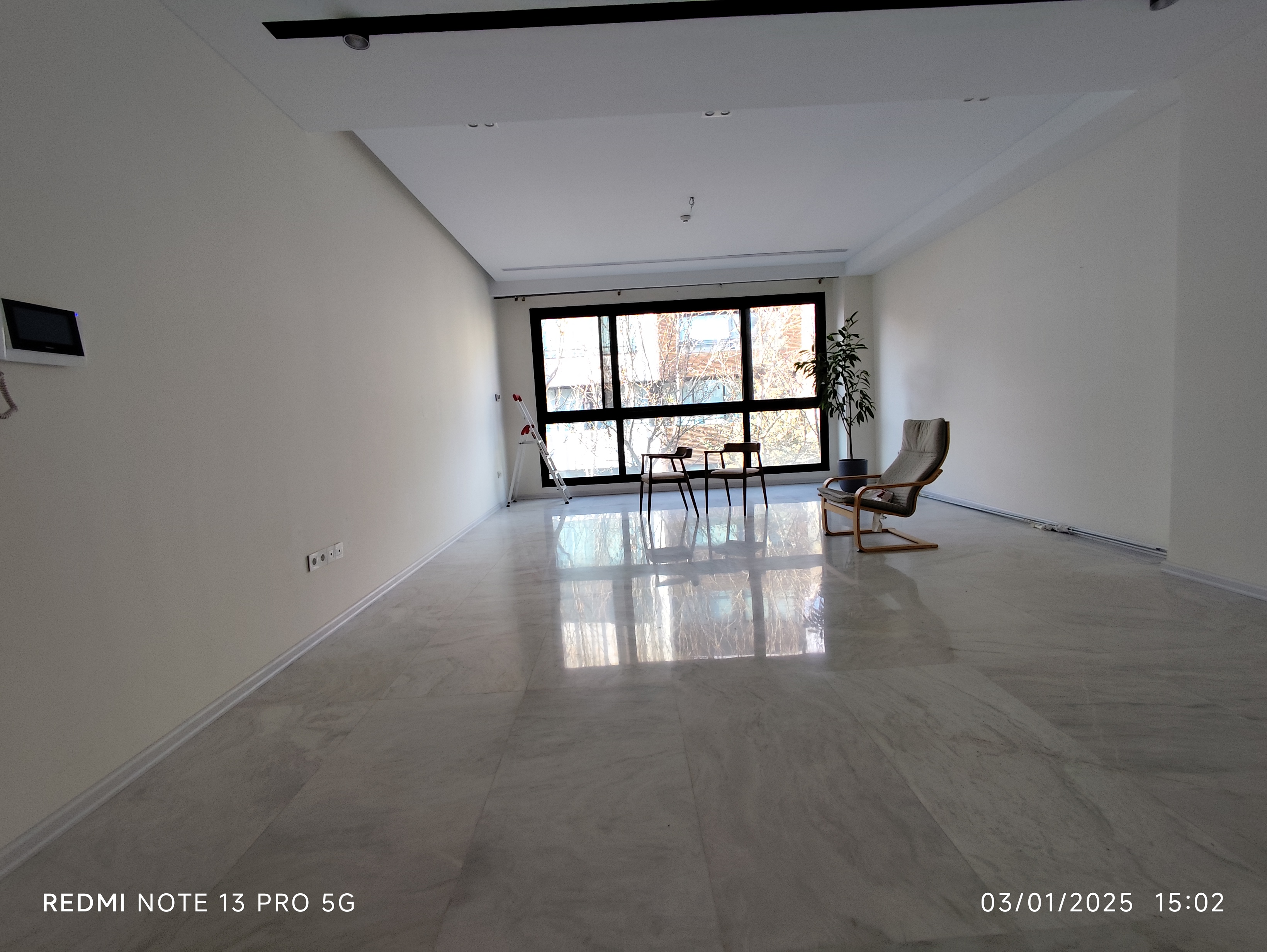 اجاره آپارتمان 130 متری گل سنگ