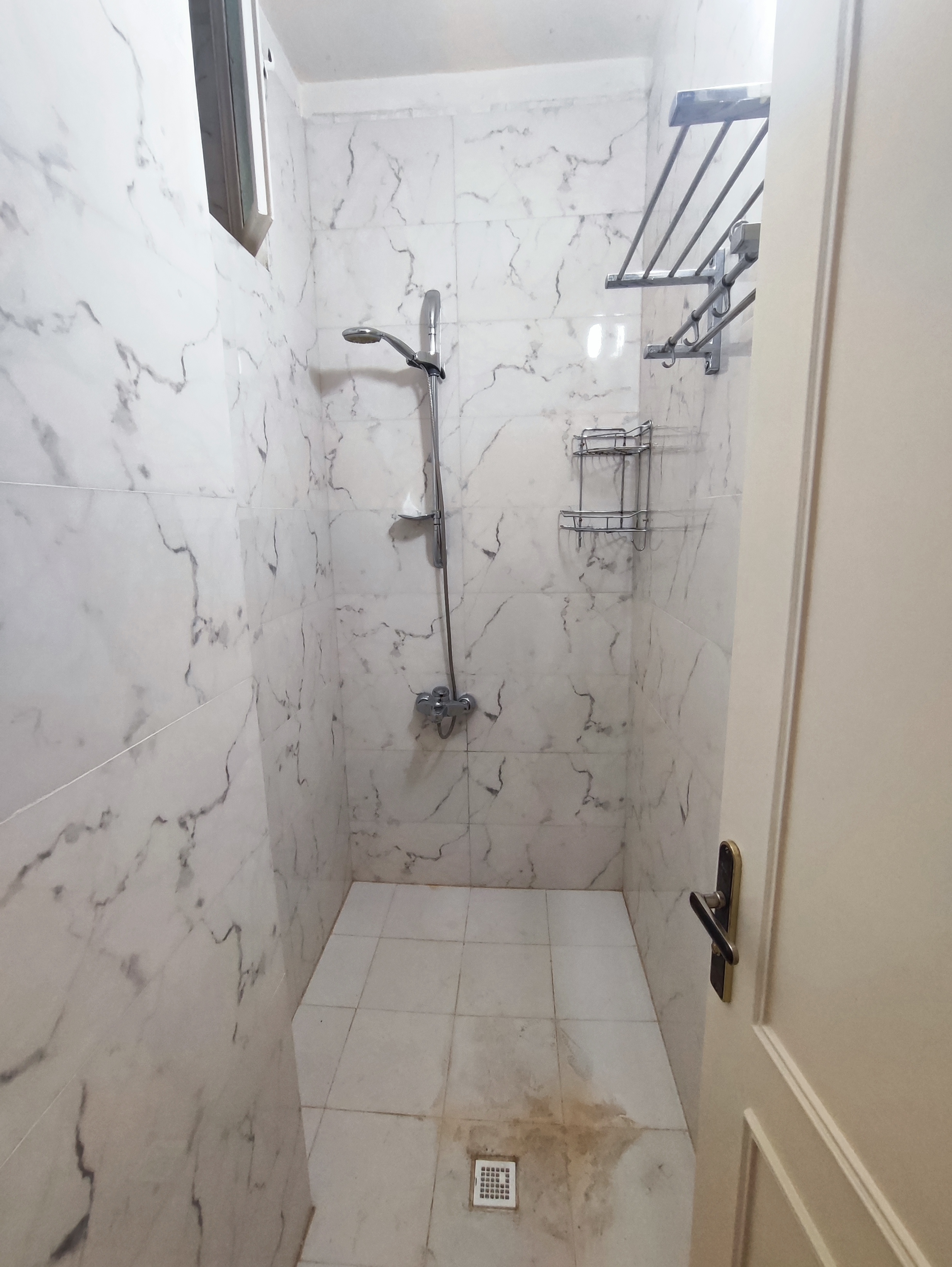 اجاره آپارتمان 110متر هفت حوض بازسازی شده