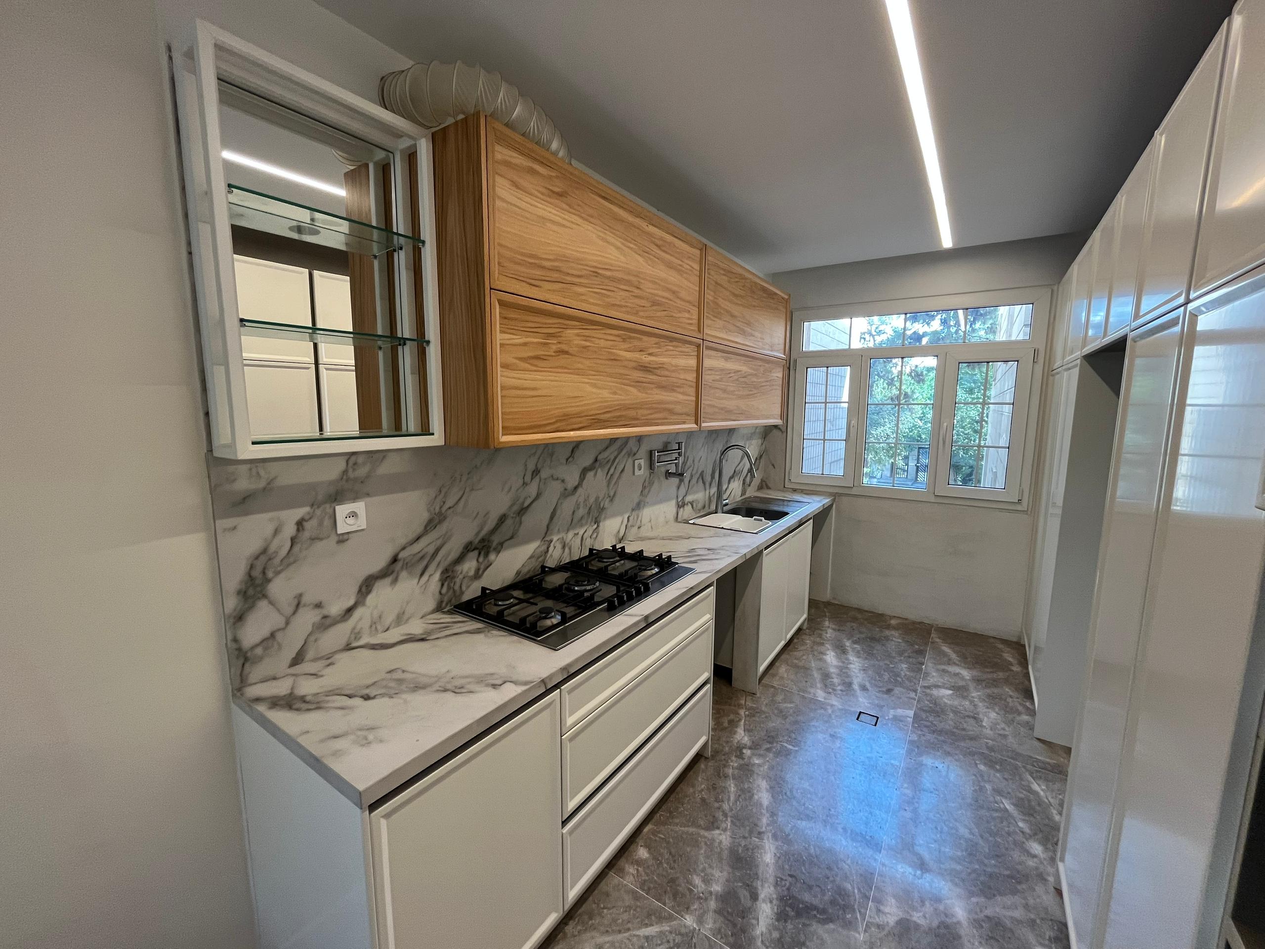 اجاره آپارتمان 110متر هروی فول امکانات