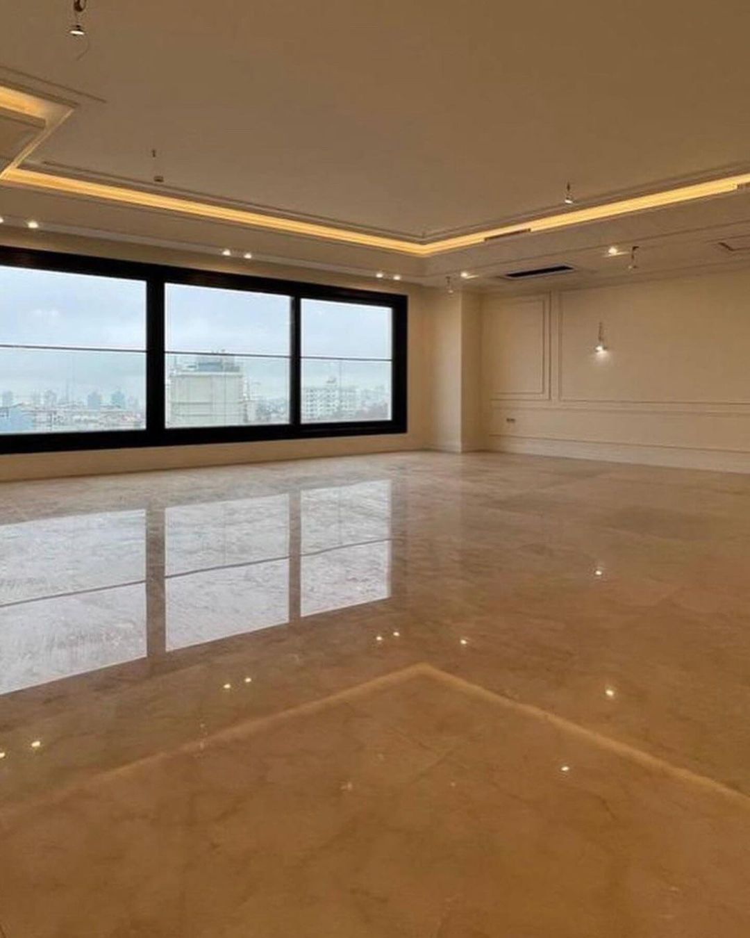 اجاره آپارتمان 210 متر نیاوران ویو بی نظیر تراس قابل چیدمان