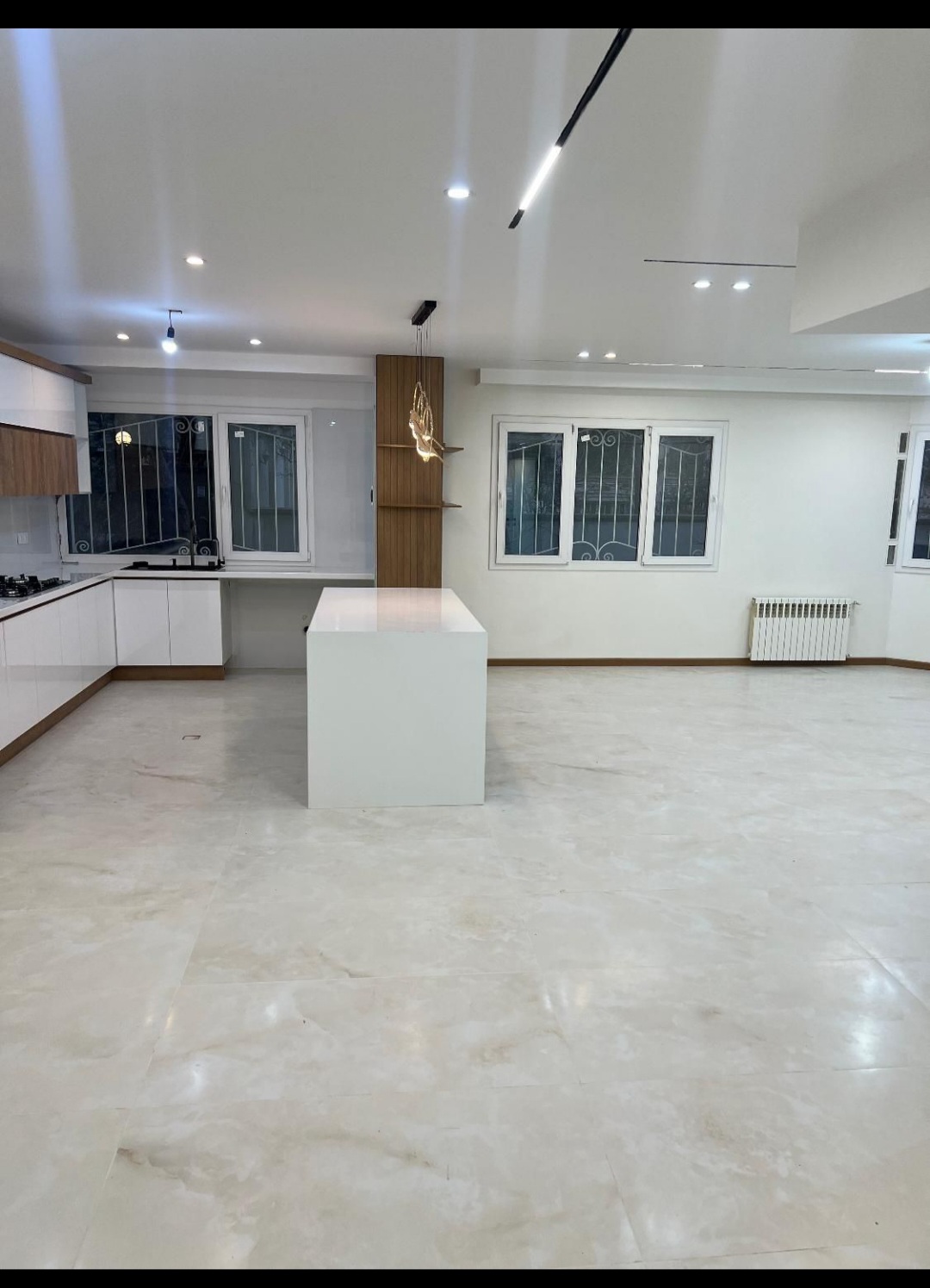 اپارتمان 140متری دو خواب فول بازسازی تک واحدی