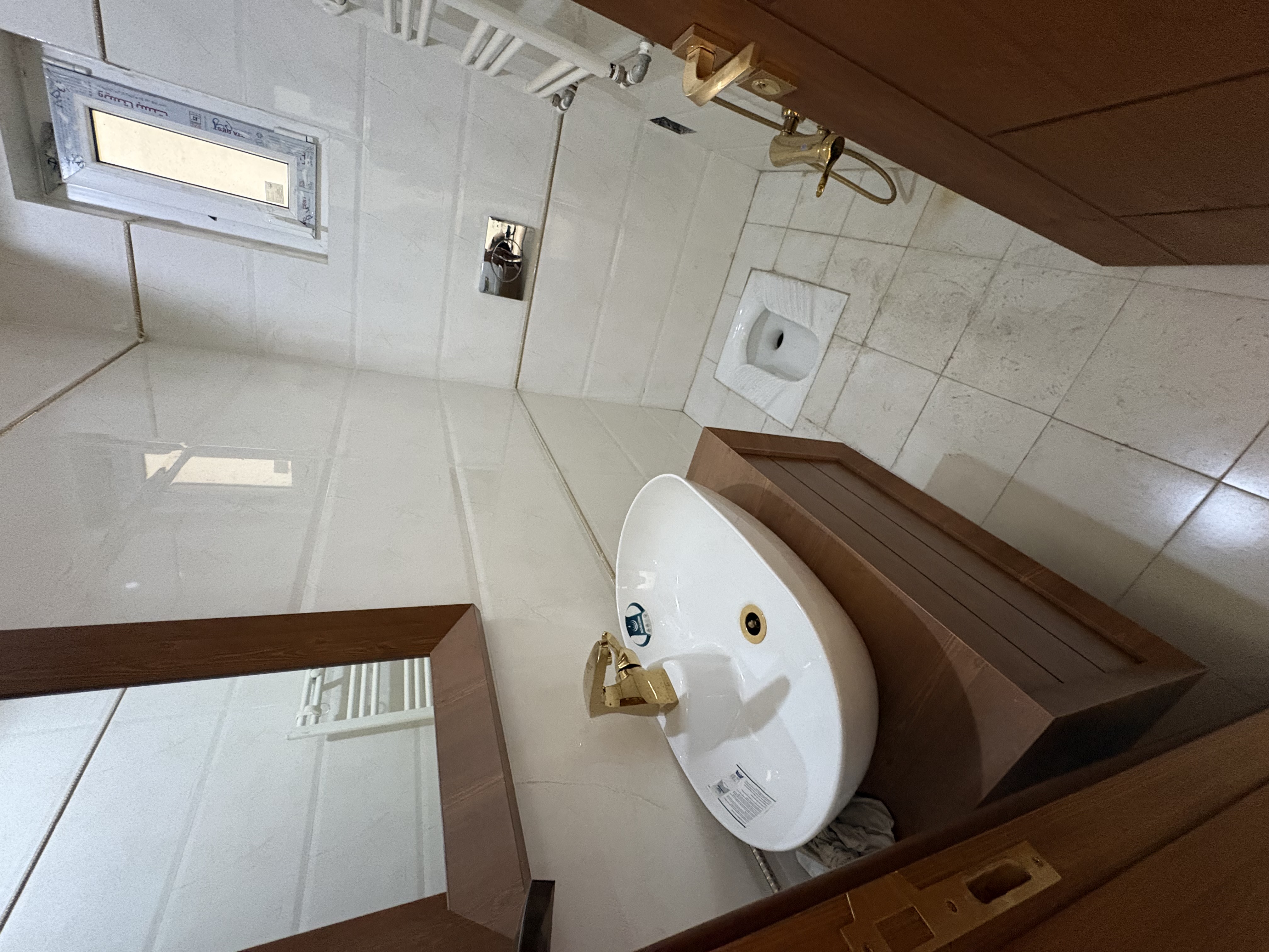 فروش آپارتمان 130 متر دولت 2 پارکینگ سندی انباری 10 متری