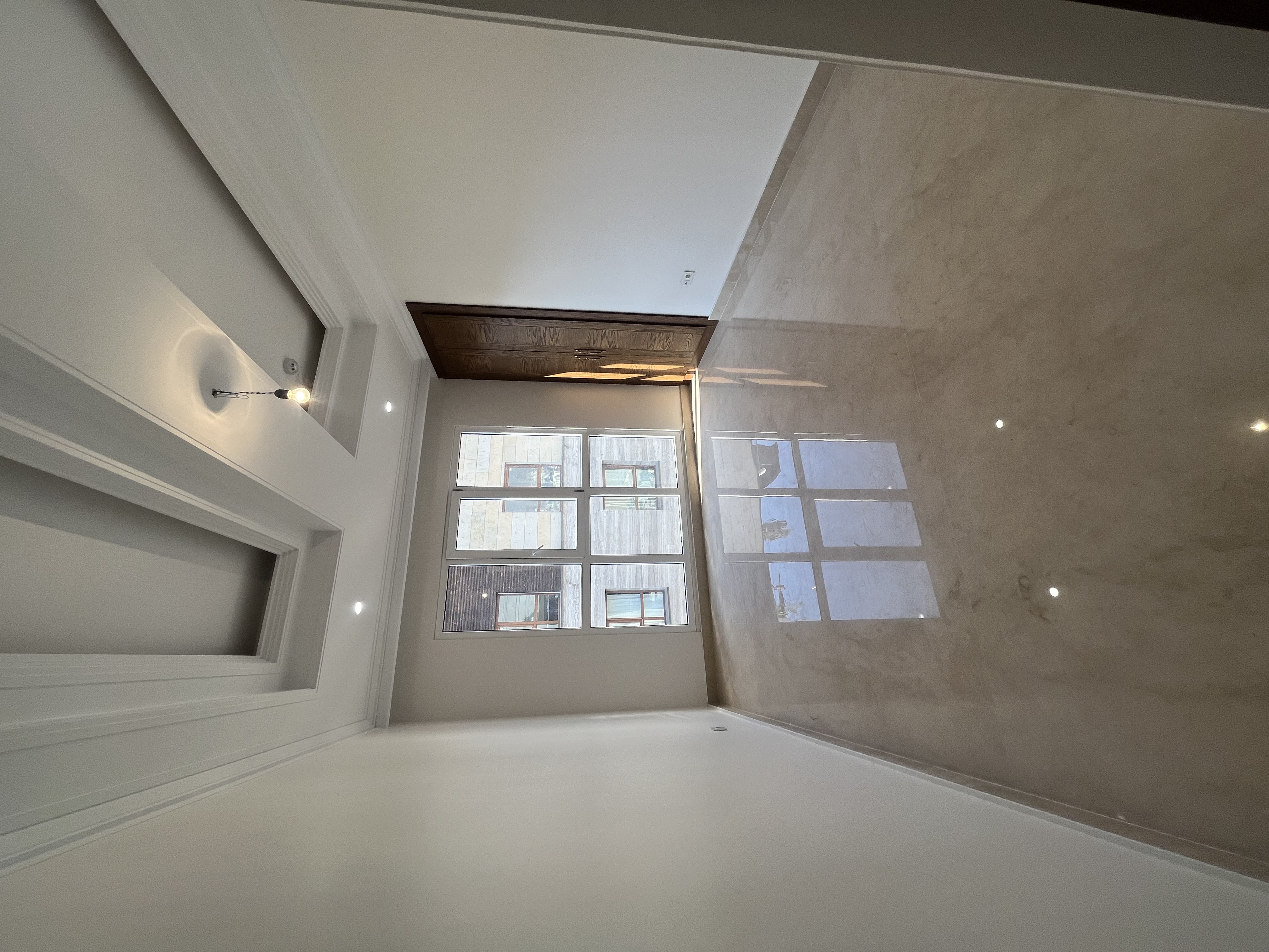 اجاره آپارتمان 135 متر  اندرزگو برج فول مشاعات 2 پارکینگ