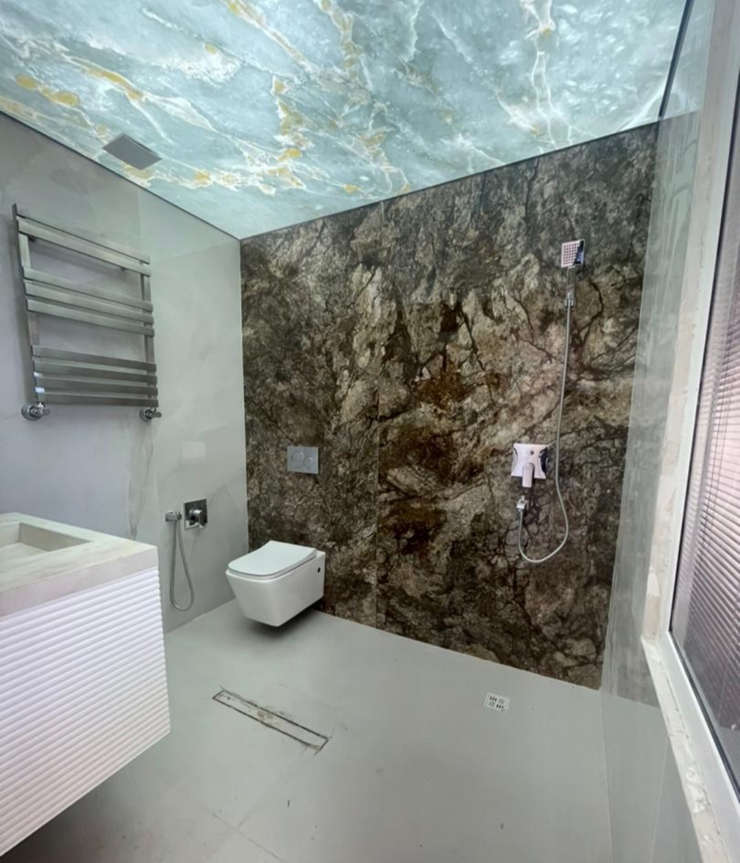 اجاره آپارتمان 200 متری در نیاوران