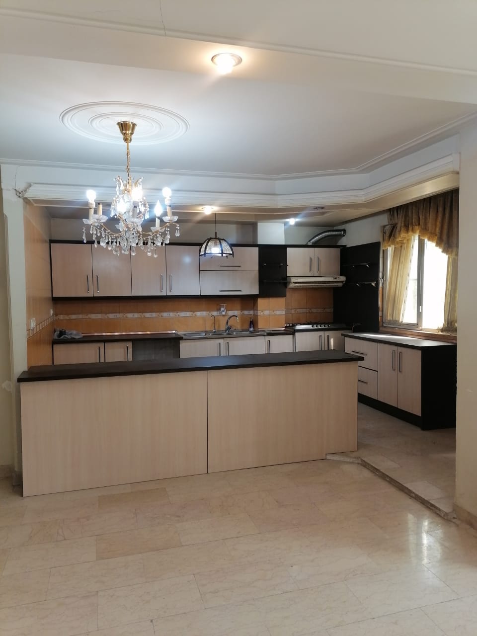 فروش آپارتمان 140متر نارمک فول امکانات