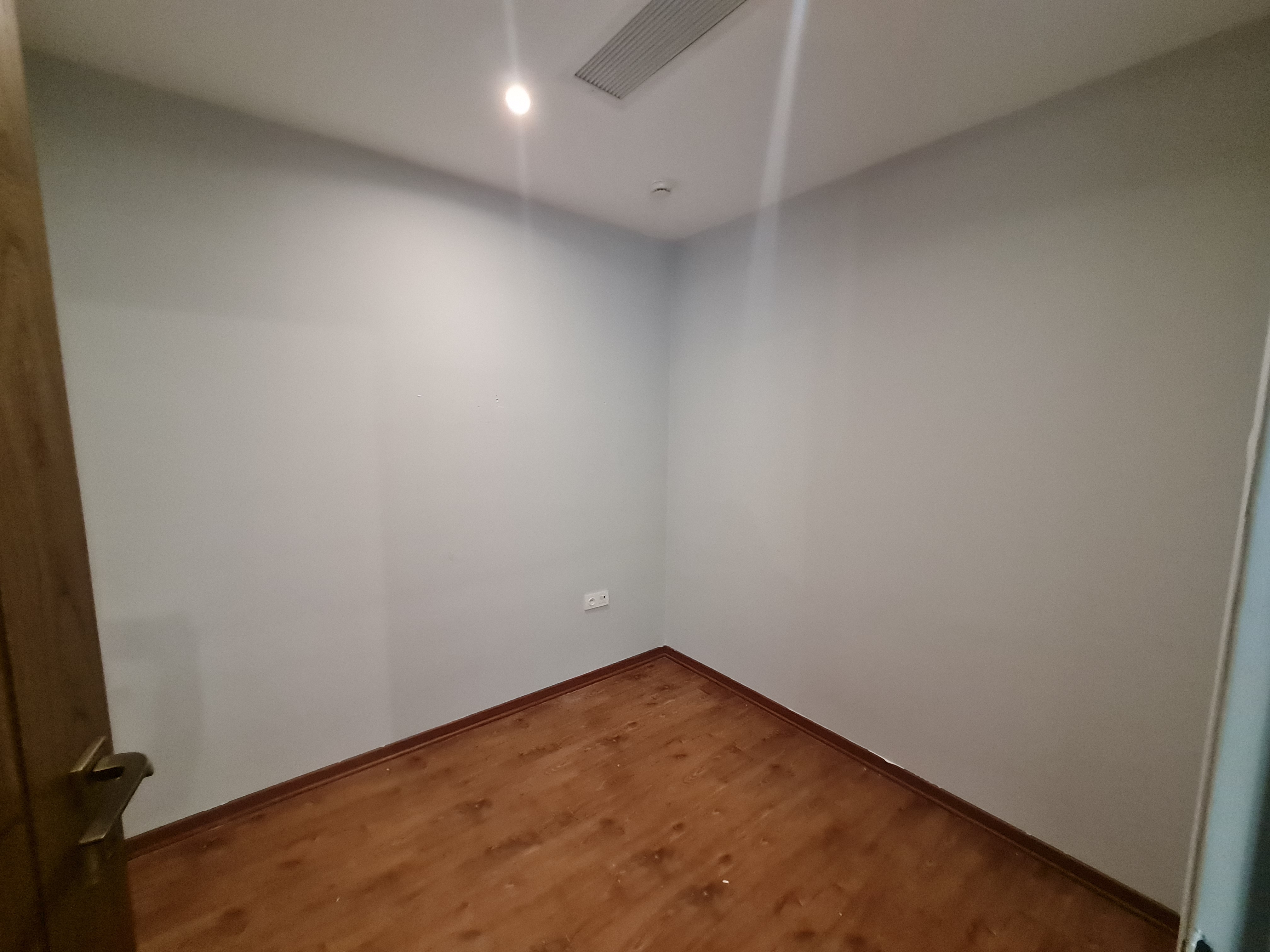 اجاره آپارتمان 135 متر جهانتاب تاپ لوکیشن