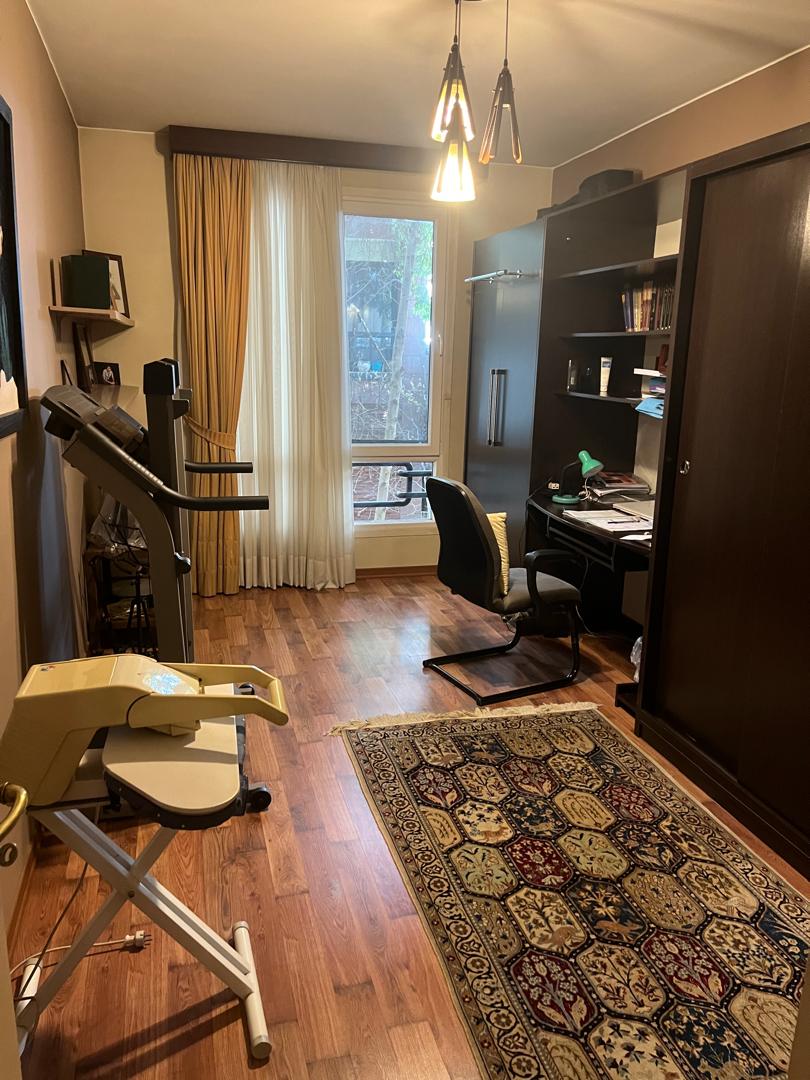 اپارتمان190متری سه خواب تاپ لوکیشن