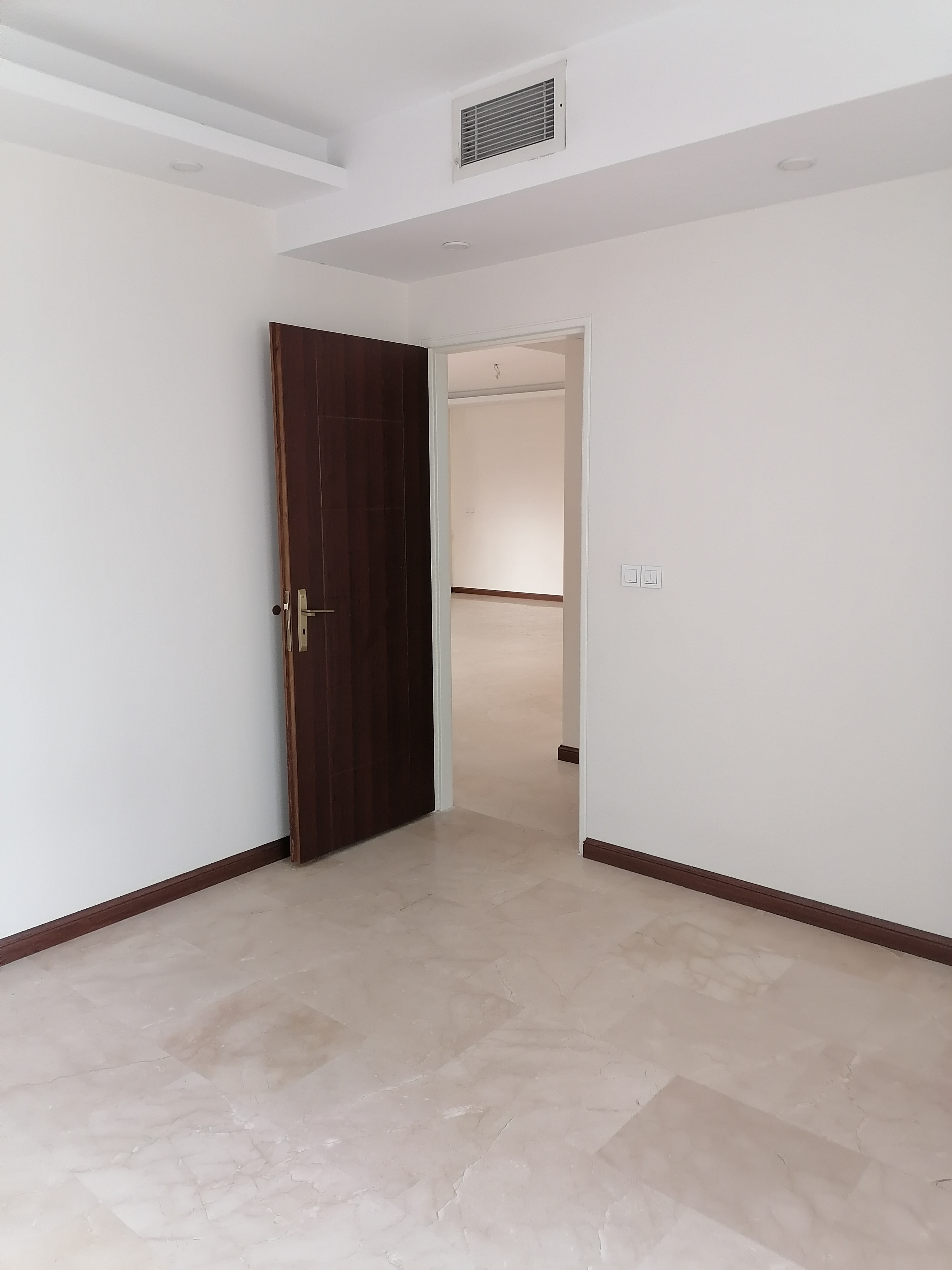 اجاره آپارتمان 139 متر هفت‌حوض فول امکانات