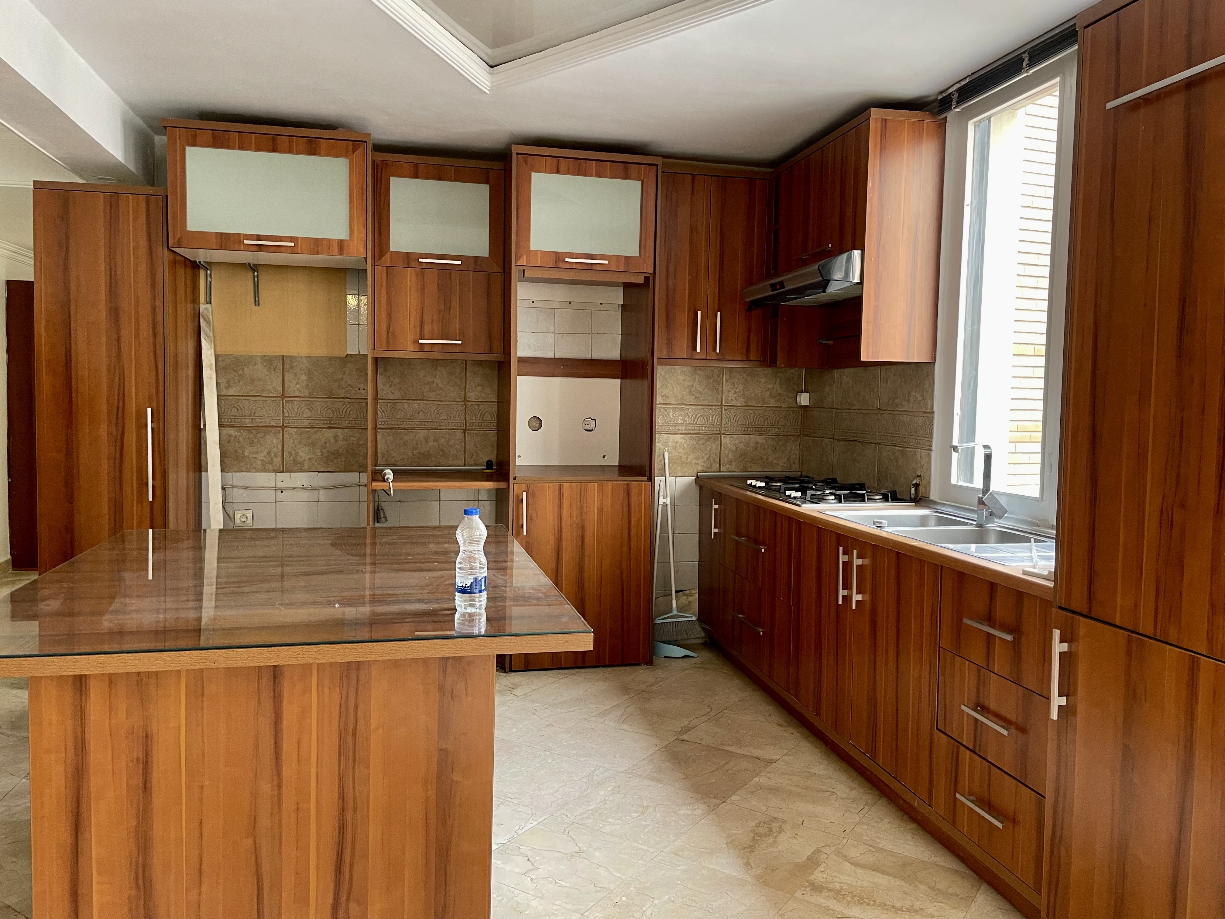 رهن اجاره آپارتمان 110 متر نیاوران تاپ لوکیشن