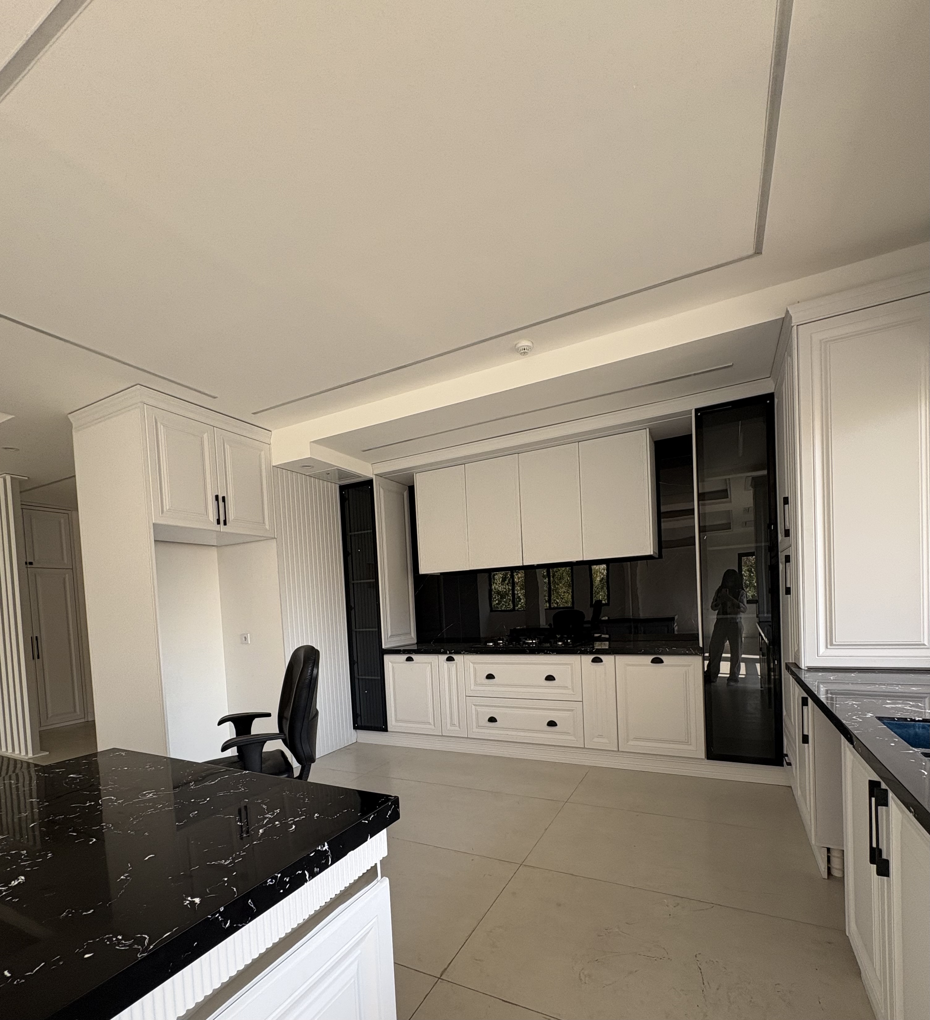 فروش آپارتمان 250 متر آجودانیه برج باغ