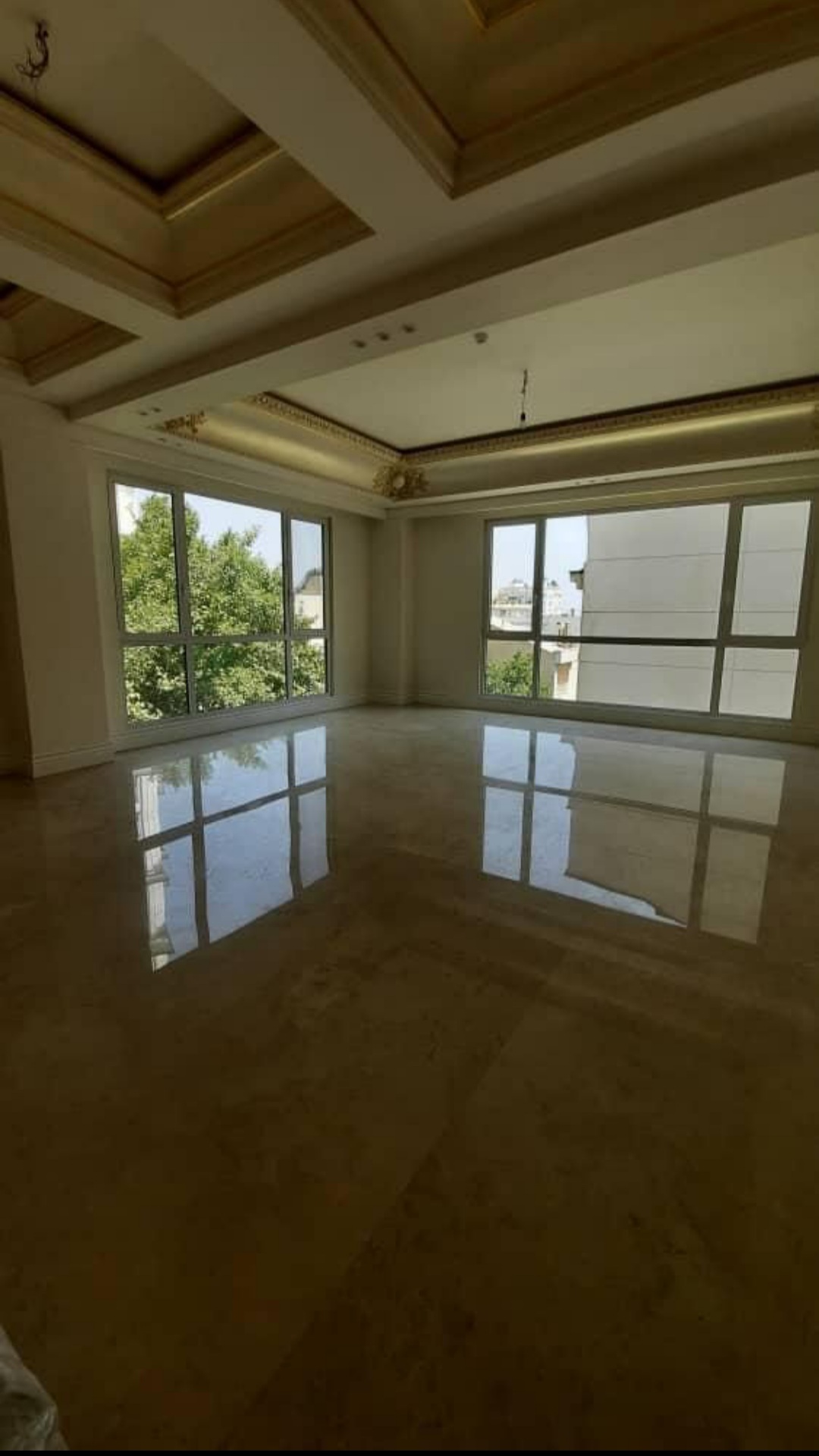 نیاوران برجباغ 198 متر دید و ویو نور و نقشه