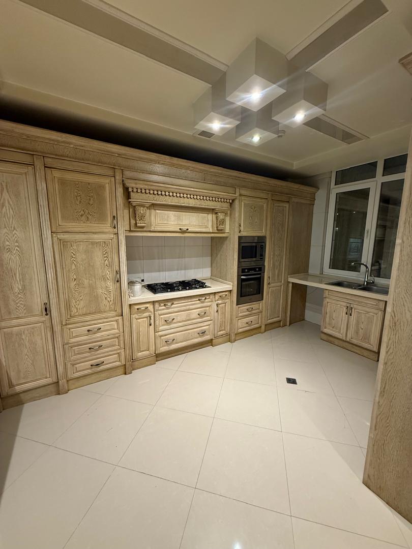 اجاره آپارتمان 200 متر نیاورن