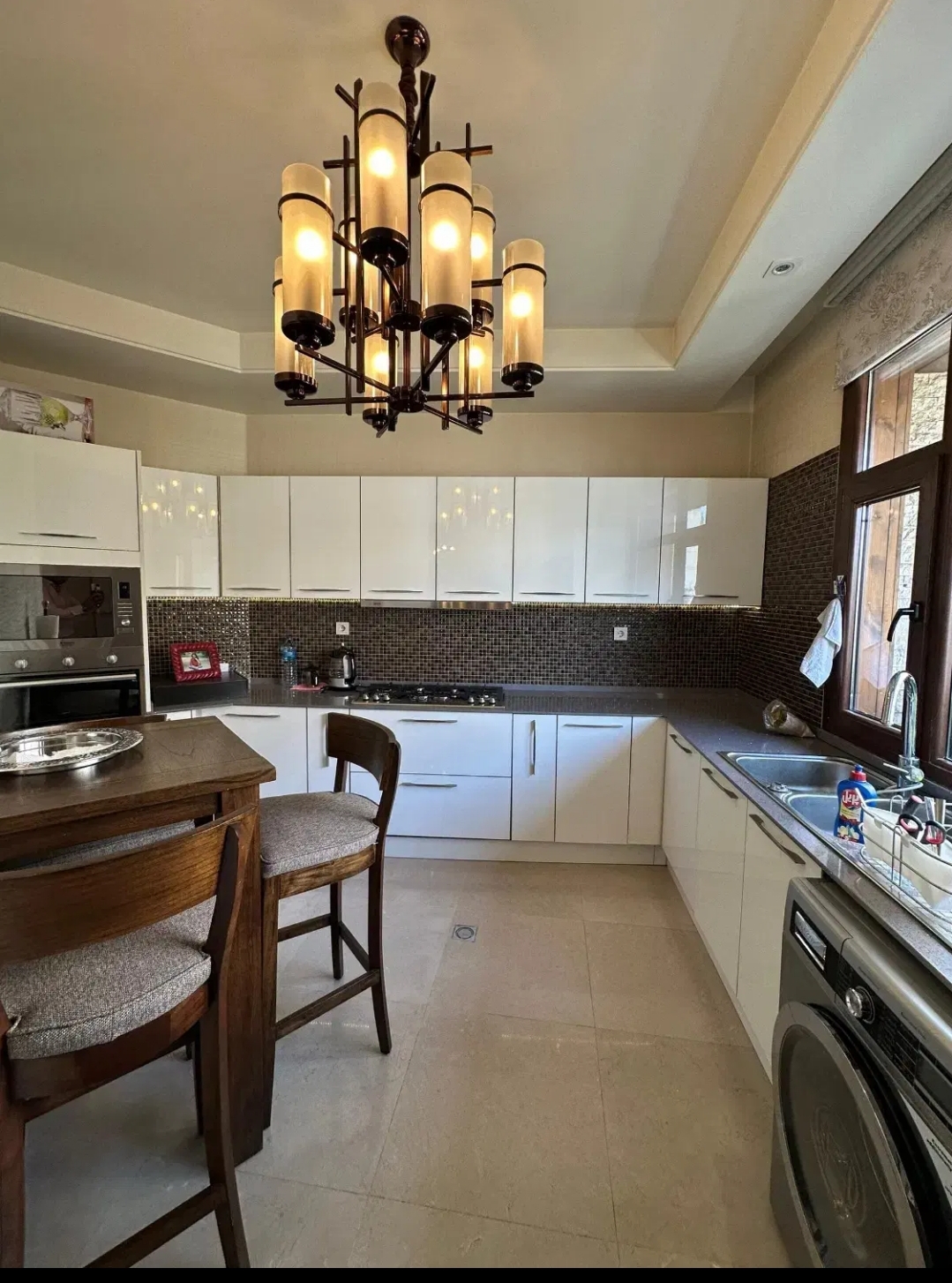 فروش آپارتمان 160متر فرمانیه شرقی 2پارکینگ تاپ لوکیشن