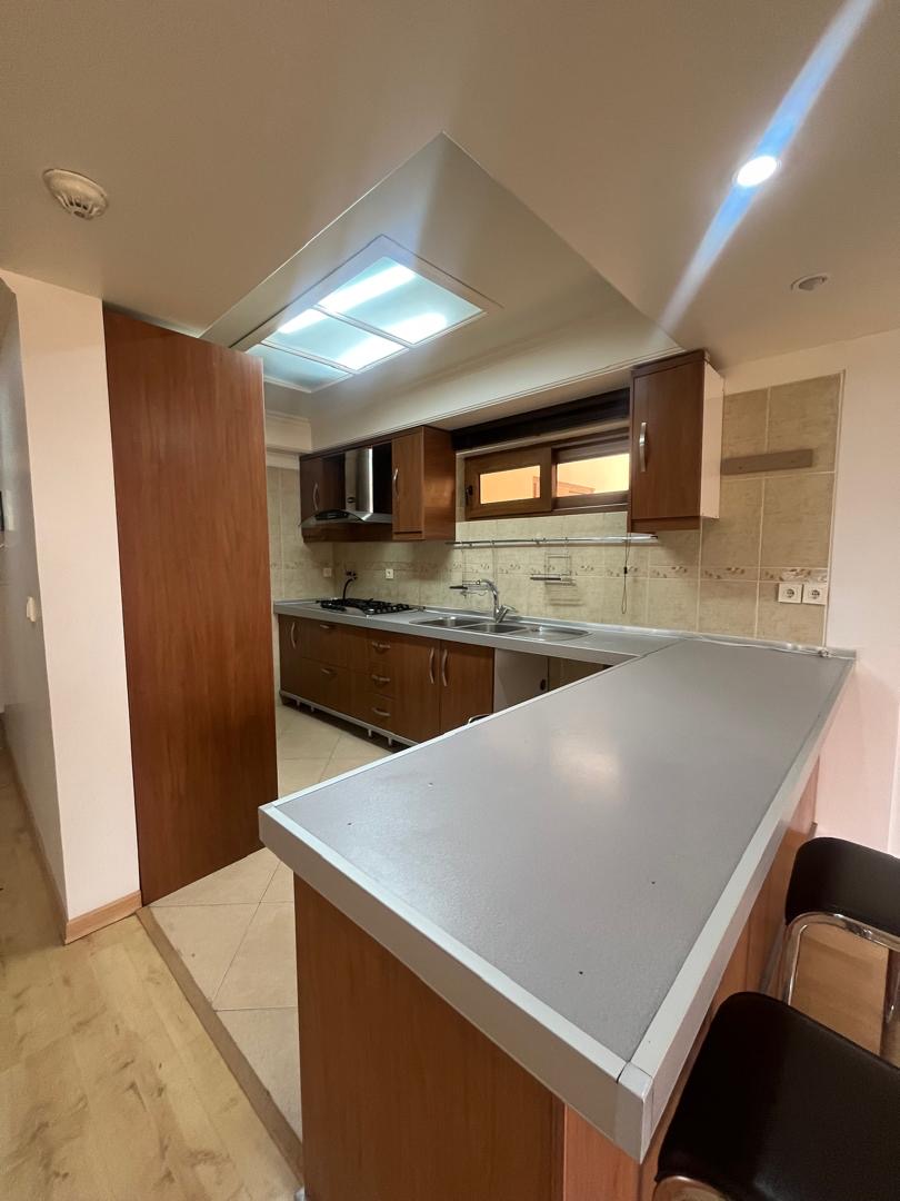 فروش آپارتمان140متر جمشیدیه تاپ لوکیشن