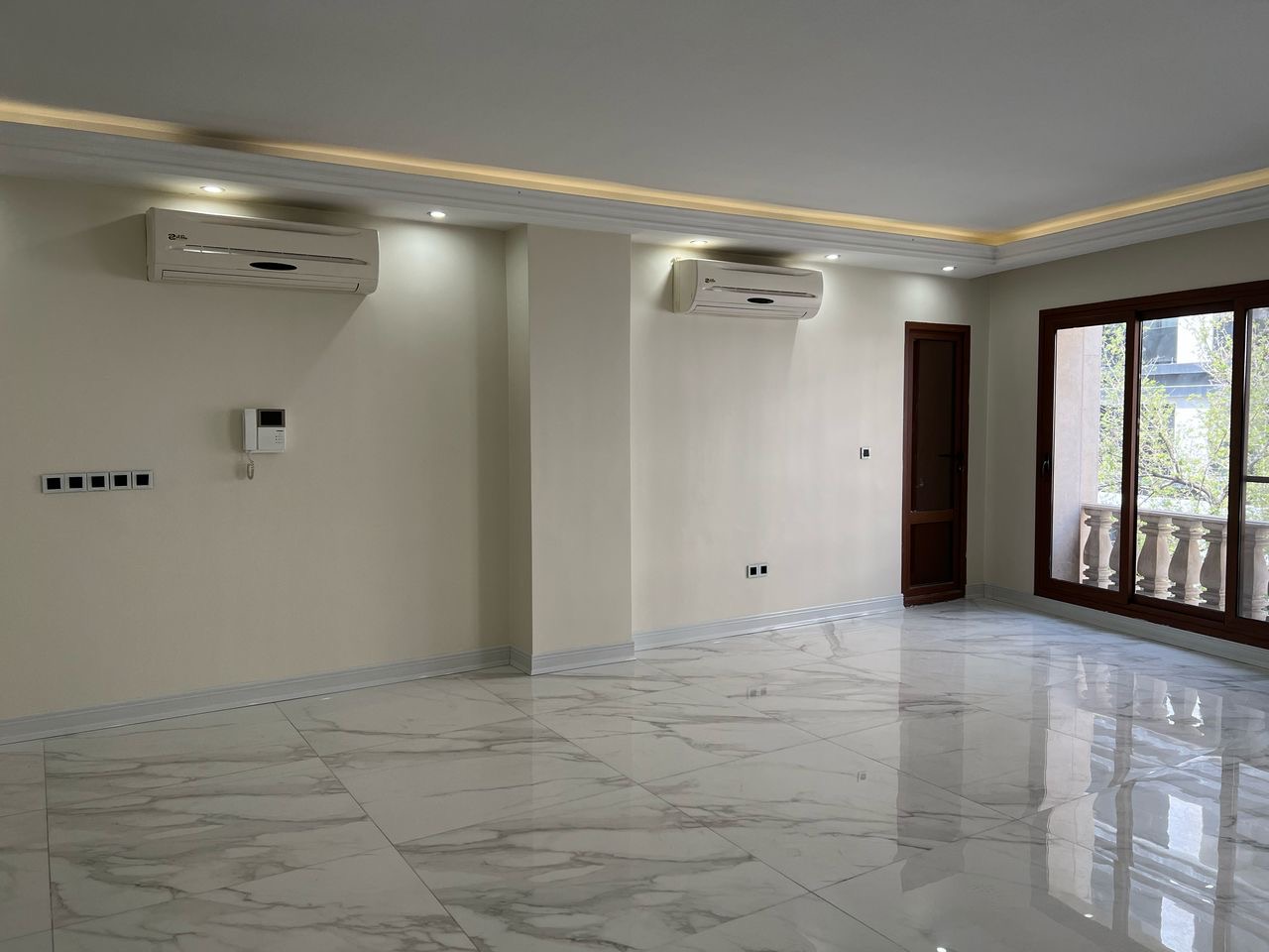 فروش واحد 150متری نیاوران تکواحدی