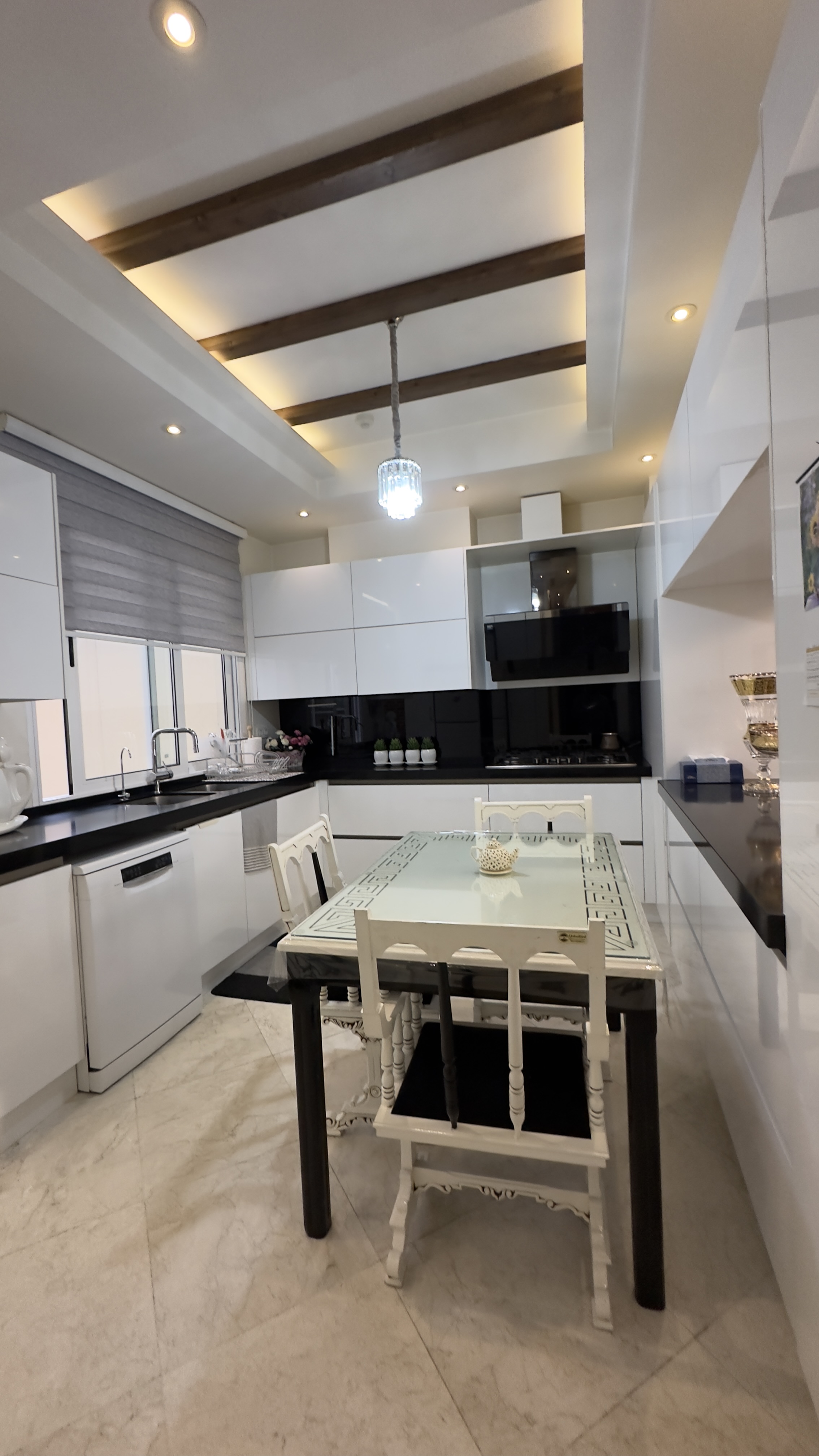 اجاره آپارتمان 200متر نیاوران